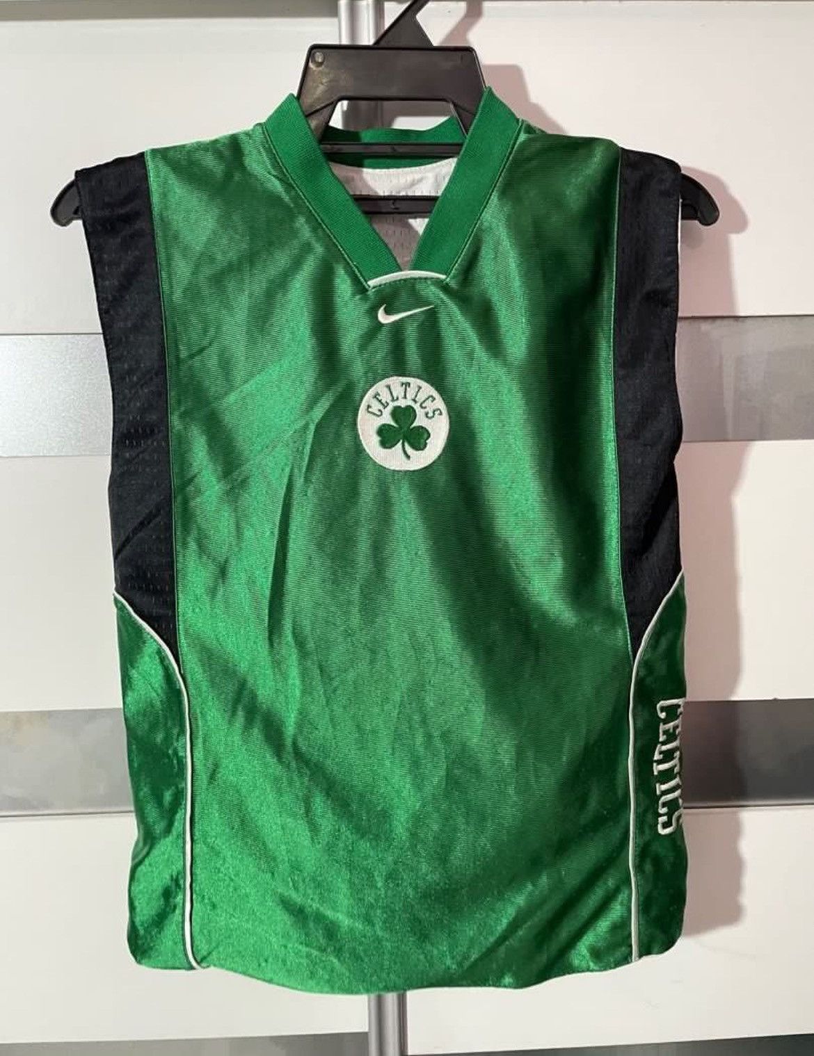 Nike × Vintage Vintage Nike Celtics REVERSIBLE Tank top jersey NBA BASKET Size US XXS / EU 40 - 2 Thumbnail