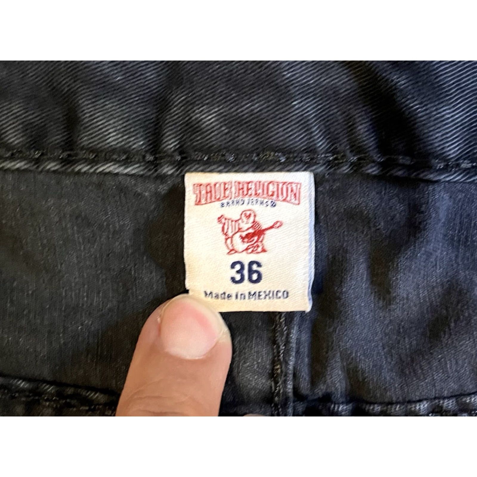 True Religion VINTAGE True Religion Jeans Big T Straight Flap Black 36 Men’s 36 Inseam 32 Denim Logo 5-Pocket USA Hipster Retro 90s Mens Size US 36 / EU 52 - 6 Thumbnail