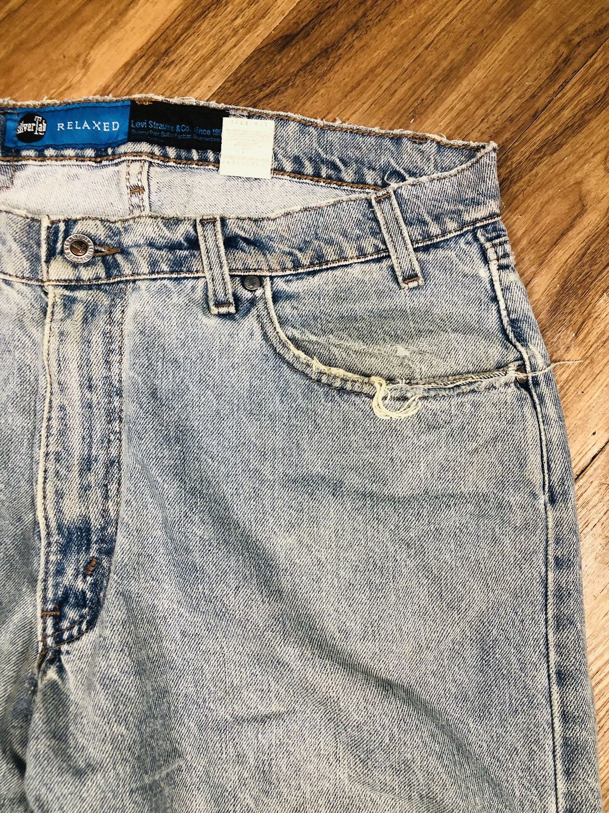Levi's Levi’s SilverTab Distress Jeans (36) Size US 35 - 6 Thumbnail