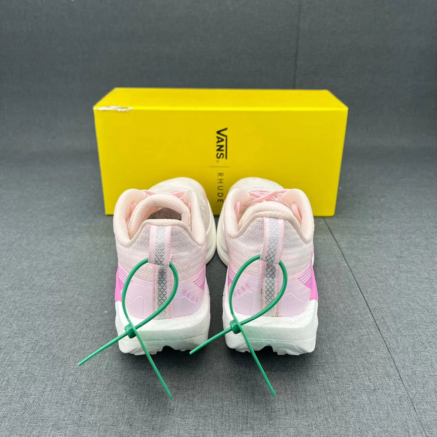 Other 361° Feiran 2 Taohua Yun White/Pink 43 Size US 9 / EU 42 - 6 Thumbnail