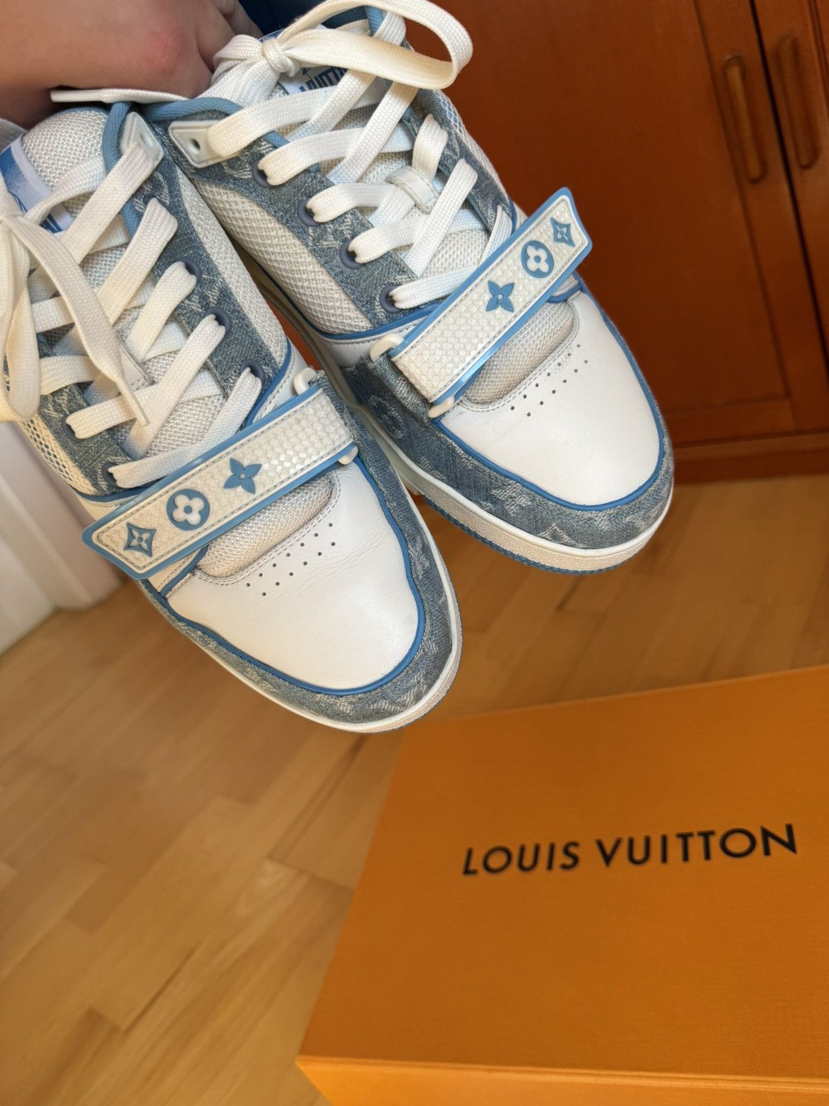 Louis Vuitton Louis Vuitton LV Trainer Velcro Strap Blue Denim Size US 10.5 / EU 43-44 - 11 Thumbnail