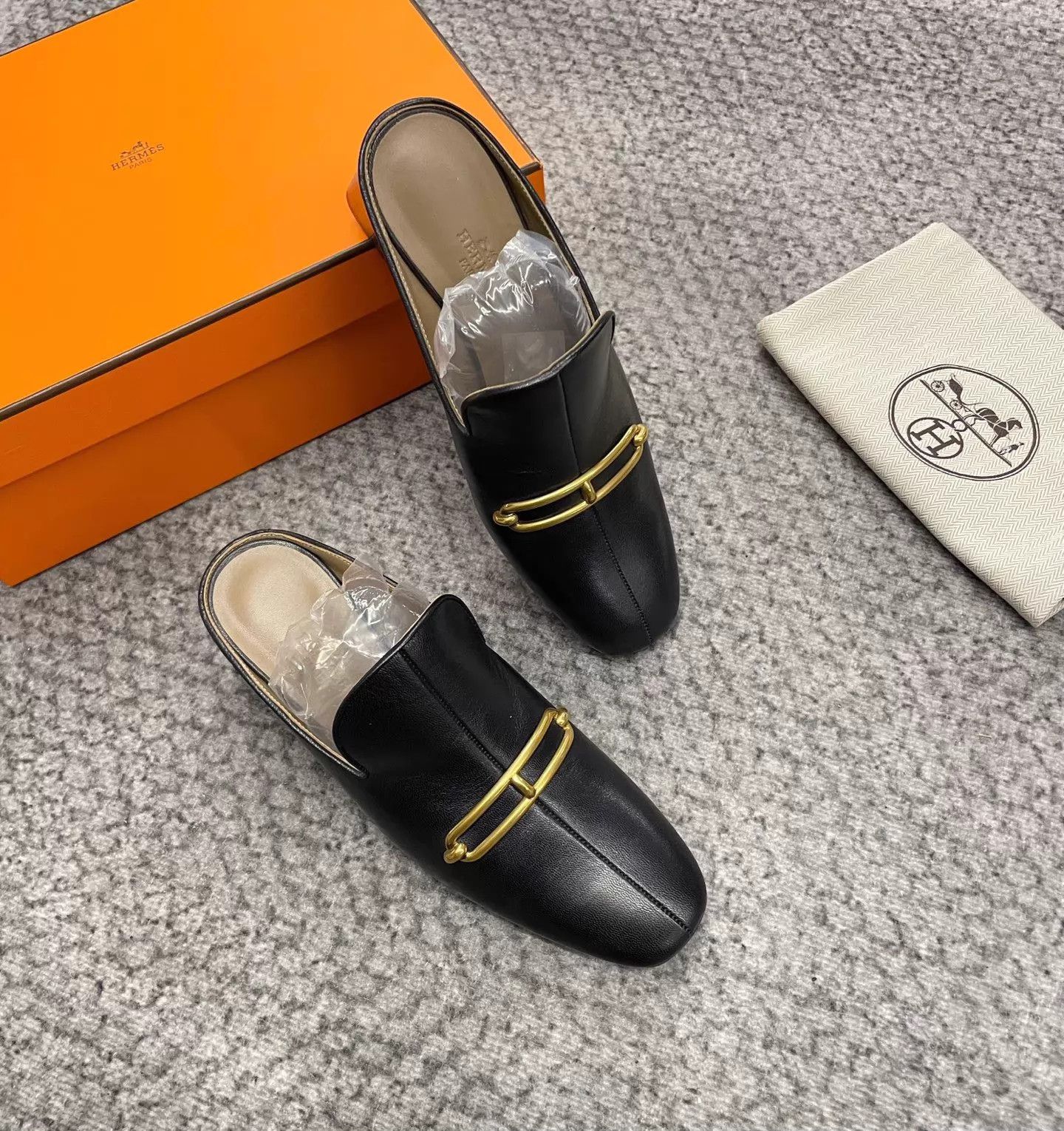 Hermes Hermes Pigalle Heels with Box Size 36.5 Size US 6 / IT 36 - 5 Thumbnail