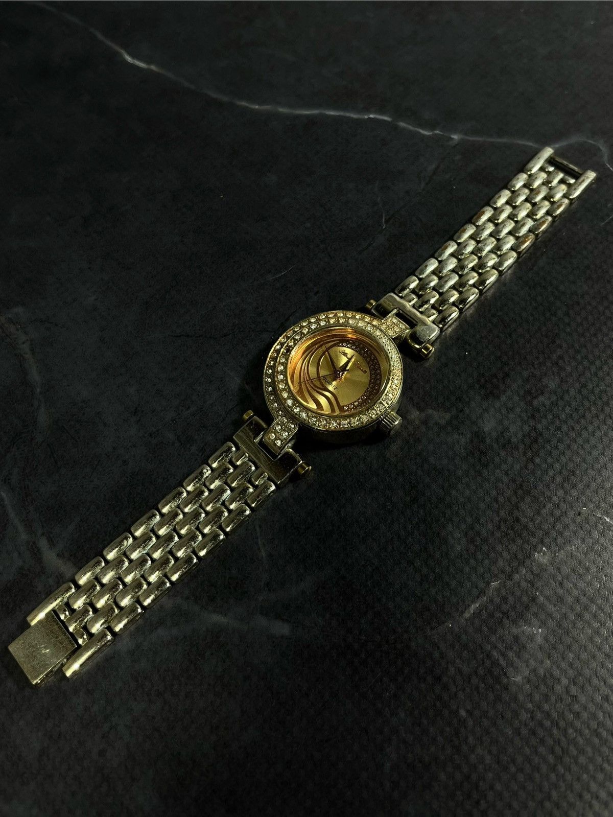 Jewelry Gold-Tone Rhinestone Watch, Japan Quartz, Vintage Style Size ONE SIZE - 1 Thumbnail