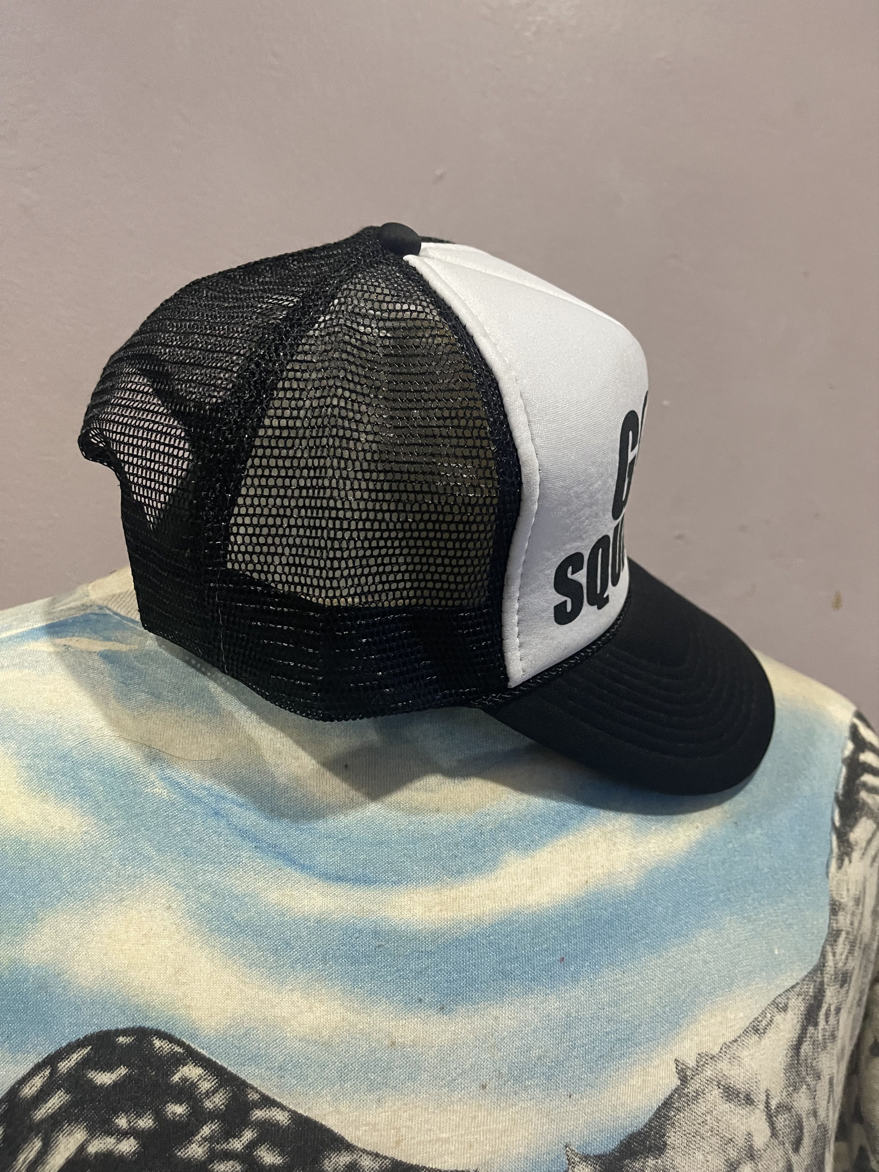 Japanese Brand Gone Squatchin Trucker Cap Hat Size ONE SIZE - 2 Thumbnail
