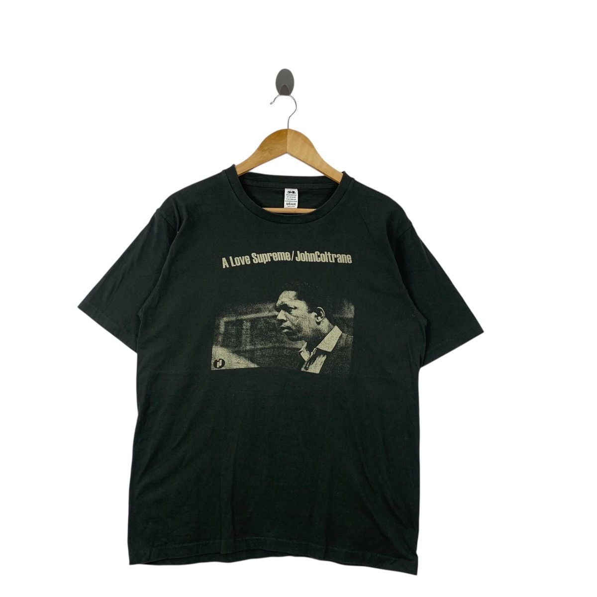 Band Tees Vintage JOHN COLTRANE A Love Supreme Jazz Band Tee Shirt Size US XL / EU 56 / 4 - 3 Thumbnail