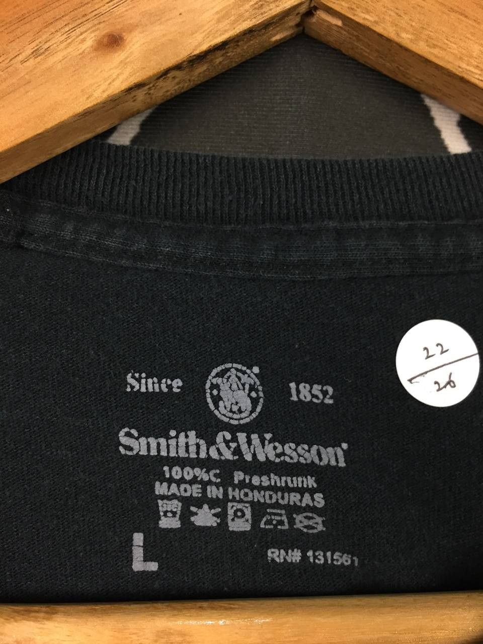 Vintage Smith & Wesson Firearms Spell Out Logo Promo Tee Size US L / EU 52-54 / 3 - 7 Thumbnail