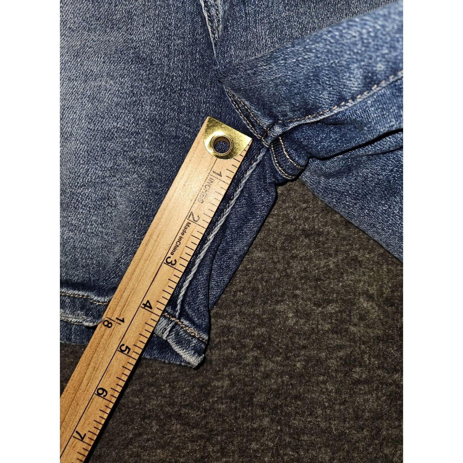 Vintage KanCan Mom Jean Shorts Women's 31 Button Fly High Rise Stretch Denim Blue Casual Preppy Regular Inseam 4" Size 24" / US 00 / IT 34 - 6 Thumbnail