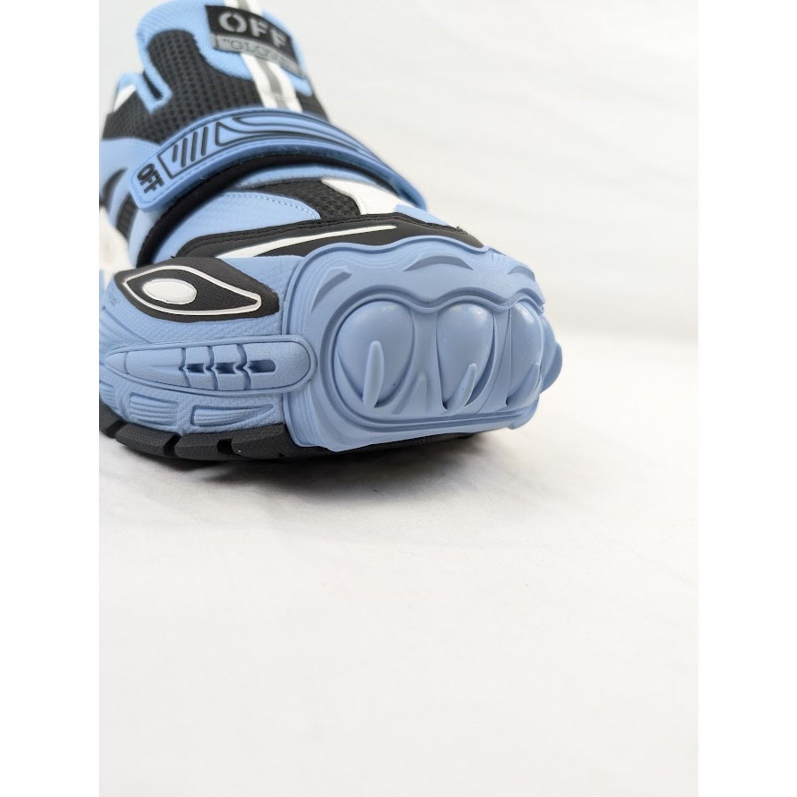 Off-White o1rshd1 Glove Slip On Sneakers in Light Blue/Black Size US 11 / EU 44 - 7 Thumbnail