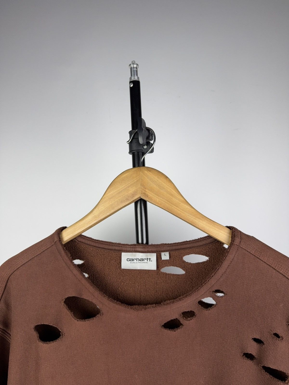 Carhartt 00s Y2K Carhartt WIP Distressed Brown Destroyed Sweatshirt L Size US L / EU 52-54 / 3 - 4 Thumbnail