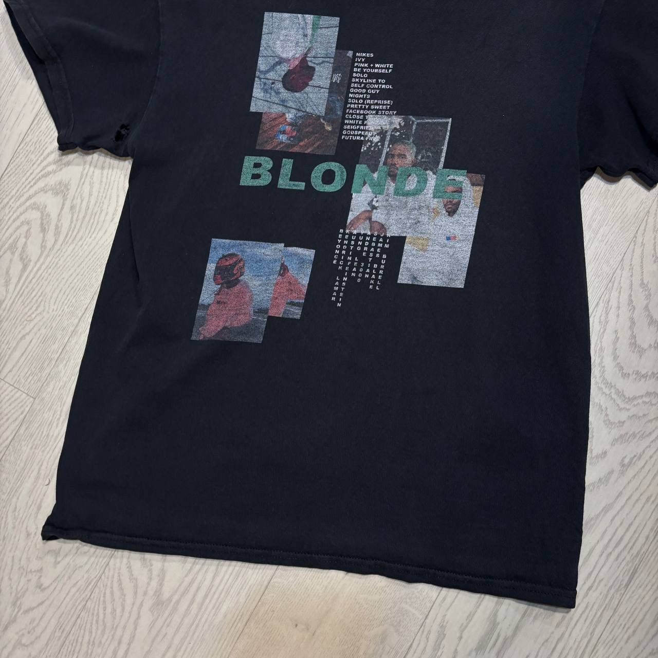 Other Blonde T-shirt Size:M Size US M / EU 48-50 / 2 - 4 Thumbnail