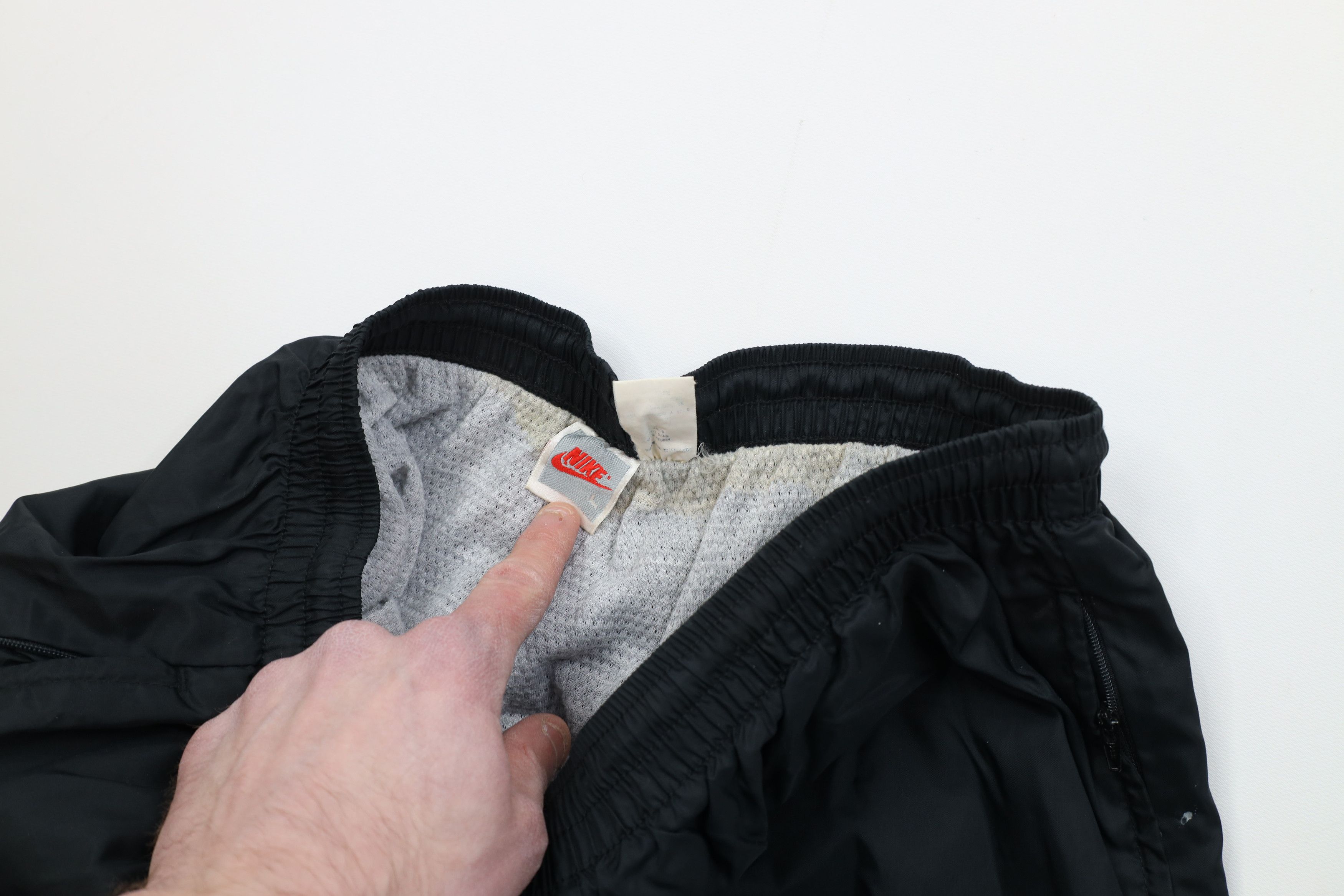 Nike Vintage 80s 90s Nike Swoosh Lined Windbreaker Joggers Pants Size US 36 / EU 52 - 11 Thumbnail