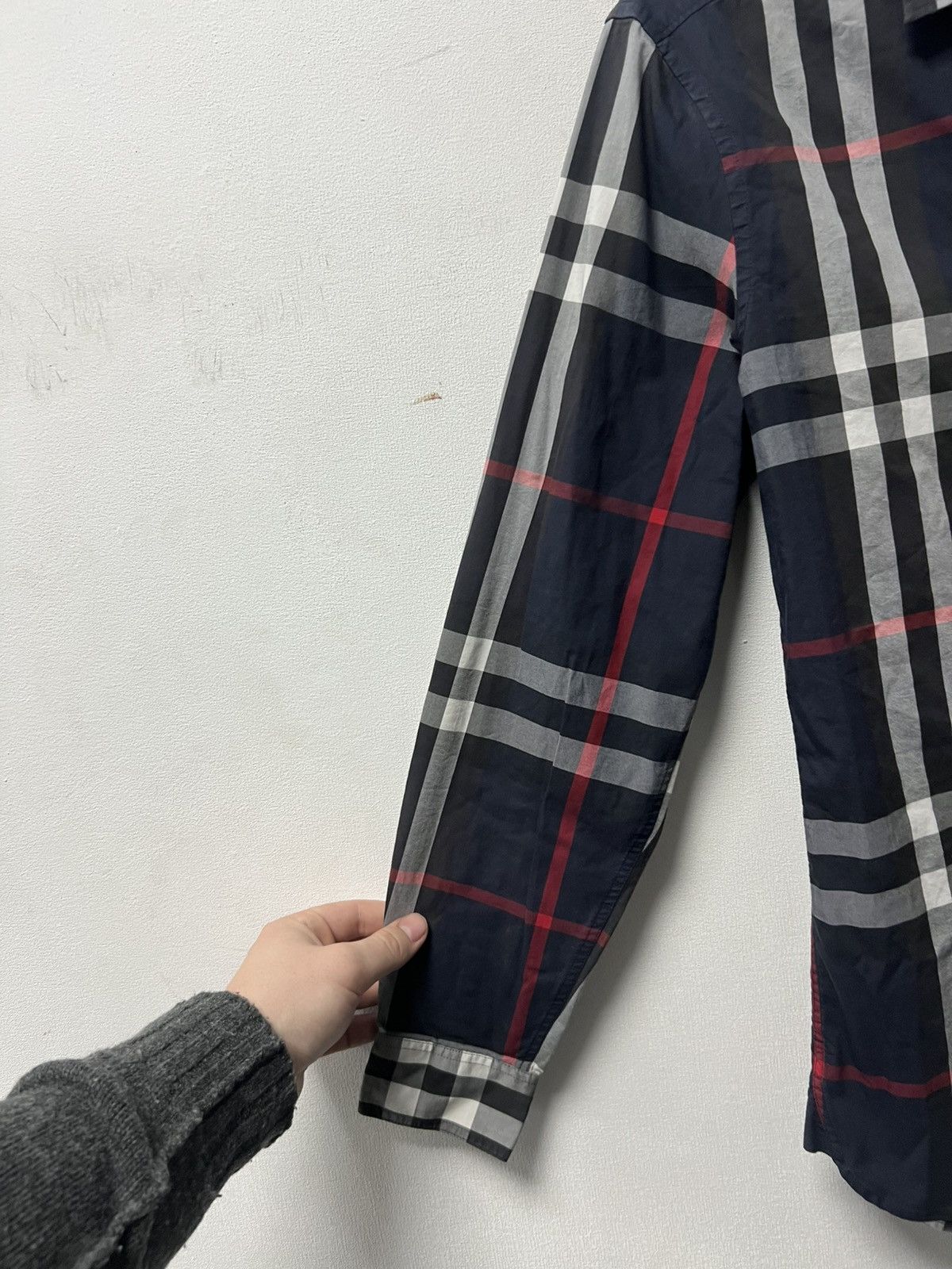 Burberry Burberry Shirt Longsleeve Luxury Size S Size US S / EU 44-46 / 1 - 3 Thumbnail