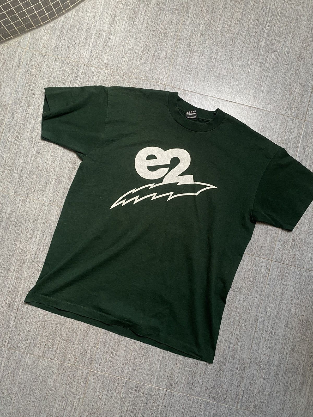 Band Tees × Vintage E2 The Adventure Continues XL Made in USA single stitch 90s Size US XL / EU 56 / 4 - 4 Thumbnail
