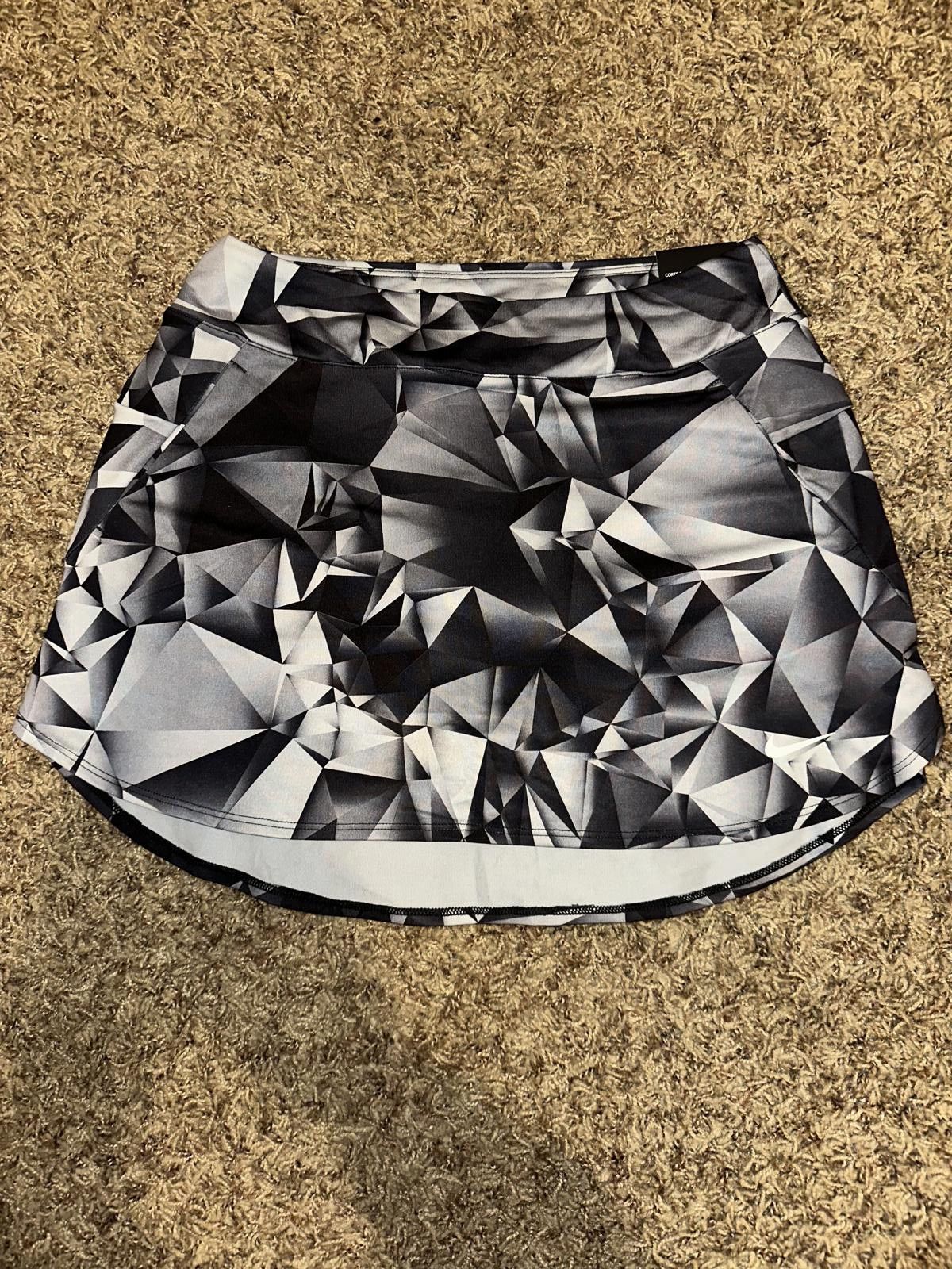 Nike Nike Women's Dri-FIT Victory UV 17" Printed Golf Skorts Size 32" / US 10 / IT 46 - 1 Thumbnail