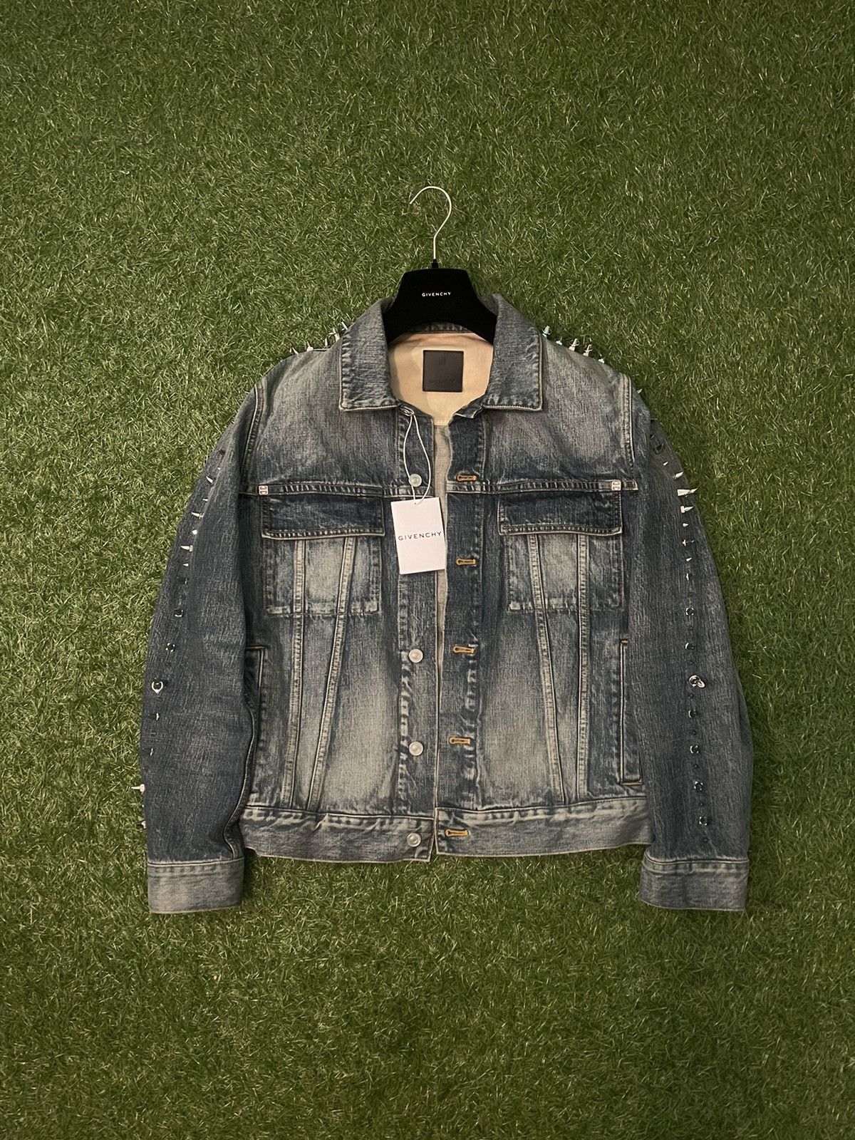Givenchy × Japanese Brand RARE Givenchy Spiked Denim Jacket Size US M / EU 48-50 / 2 - 2 Thumbnail