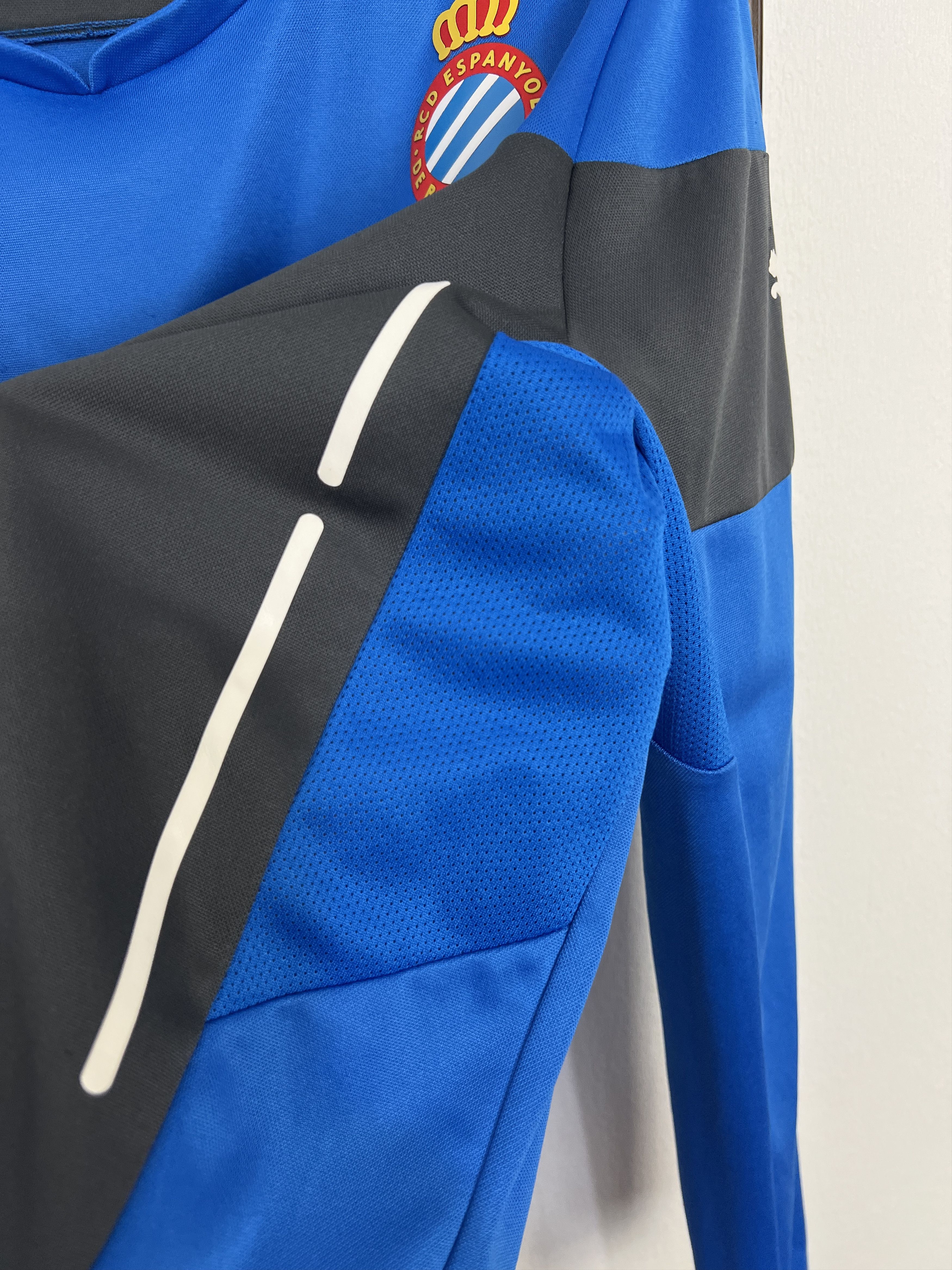 Puma Vintage Puma Espanyol Football Train Sweatshirt Soccer Size US S / EU 44-46 / 1 - 7 Thumbnail
