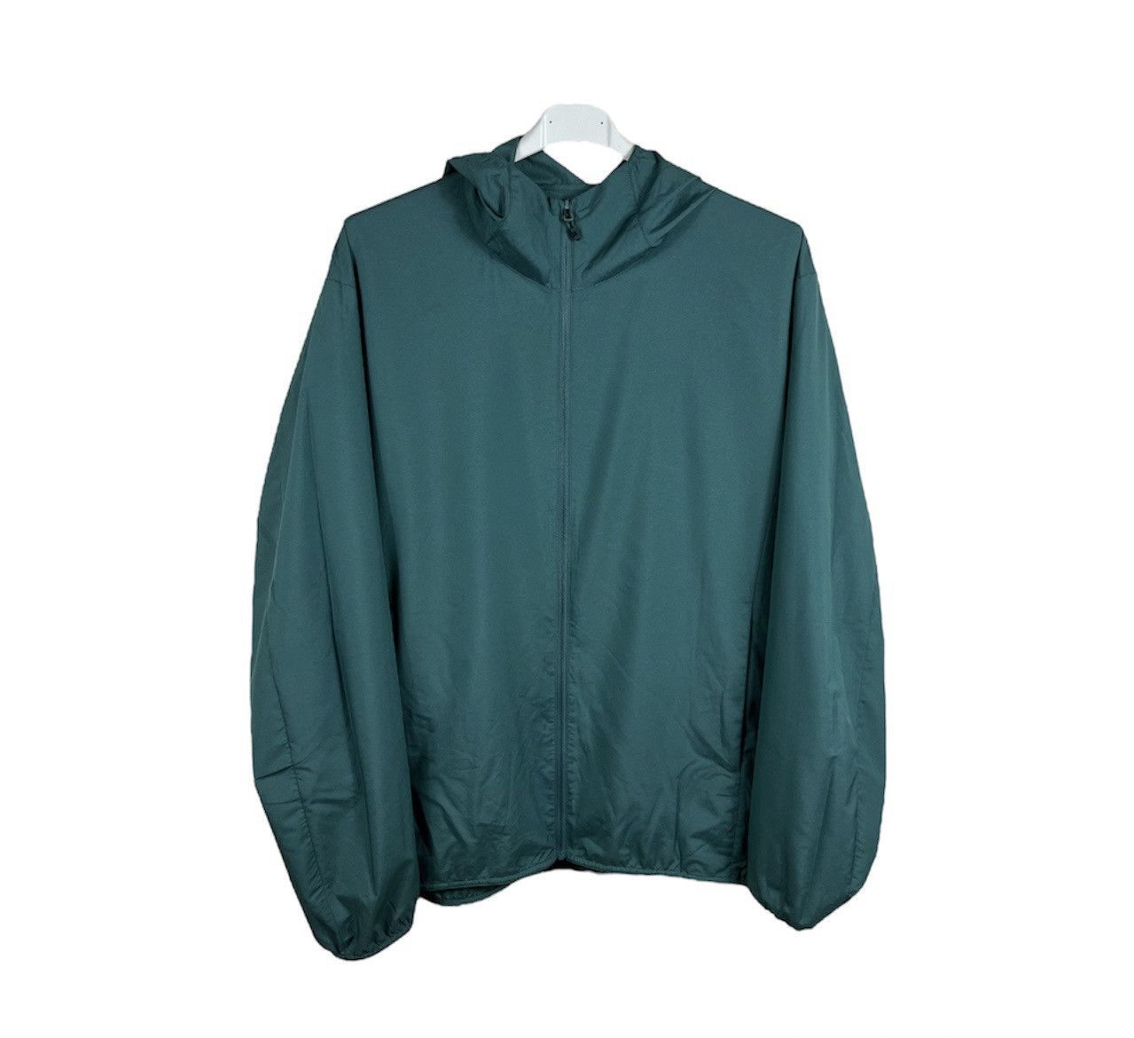 Uniqlo rare windbreaker light jacket nylon tech hoodie UV