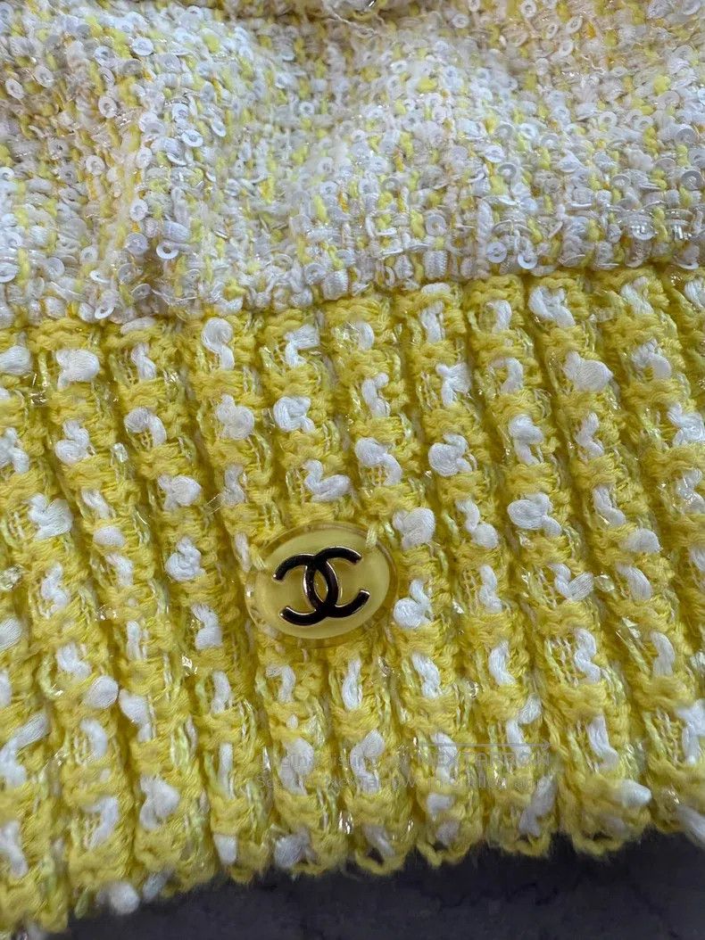 Chanel Chanel 19s beach series chick yellow sequin short-sleeved Size XS / US 0-2 / IT 36-38 - 6 Thumbnail
