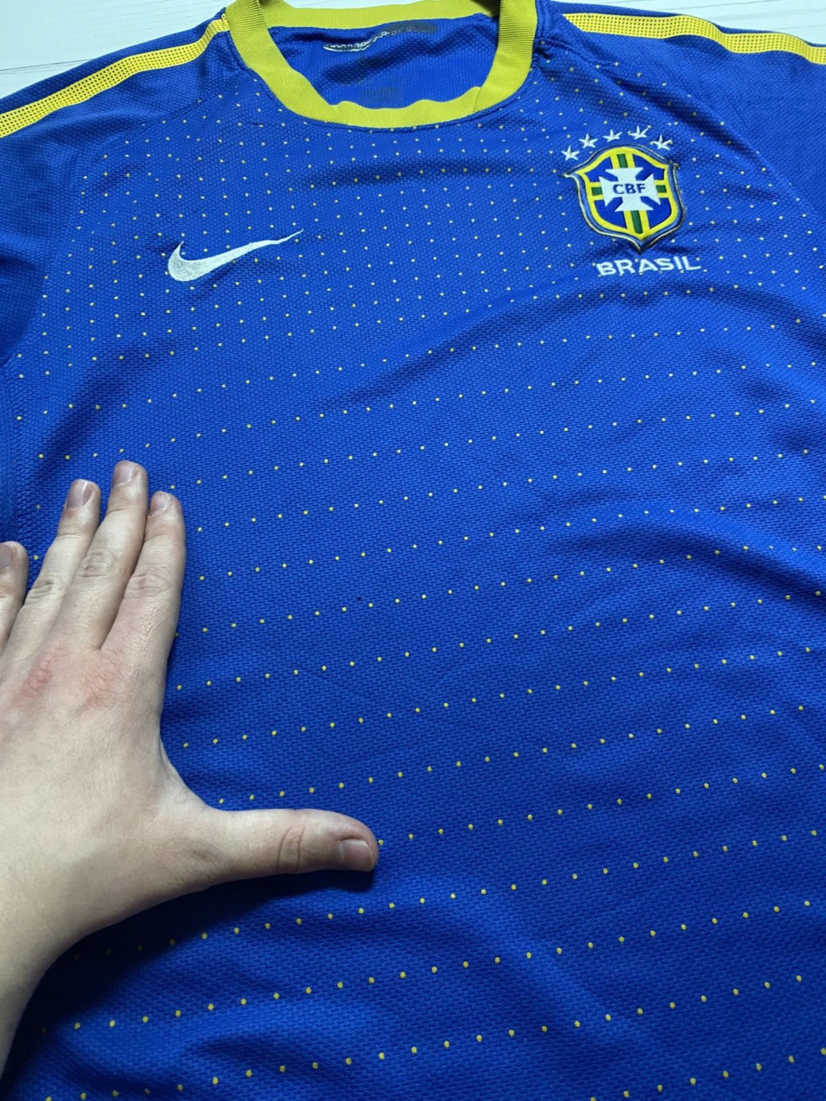 Nike Vintage Nike Brazil 2010 Away football y2k t shirt jersey Size US M / EU 48-50 / 2 - 14 Thumbnail