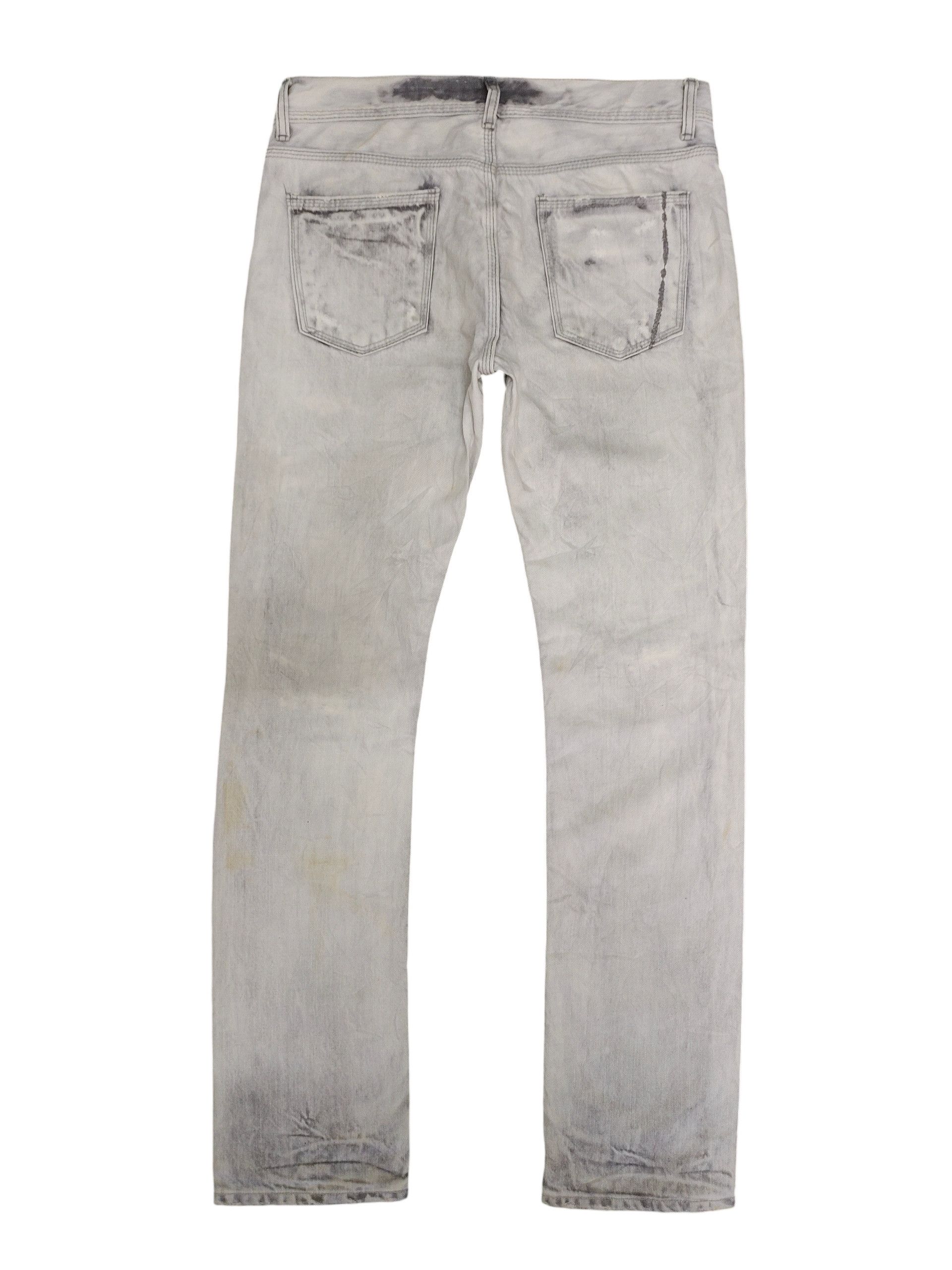 Neil Barrett Neil Barret Bleach Wash Clawmark Distress Faded Denim Jeans Size US 32 / EU 48 - 8 Thumbnail