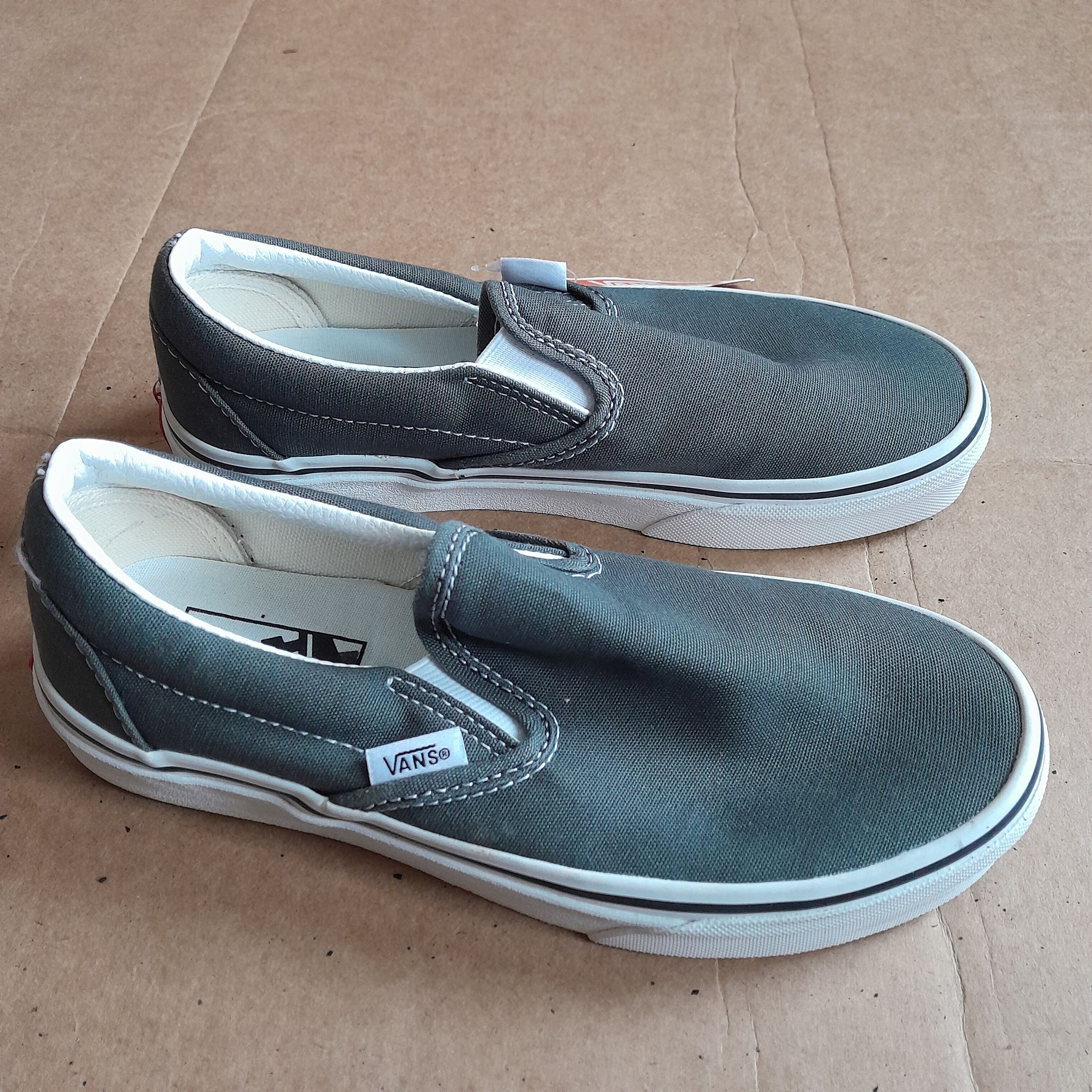 Vans Vans Classic Women’s Gray Slip-on Skateboard Sneakers Size US 6 / IT 36 - 5 Thumbnail