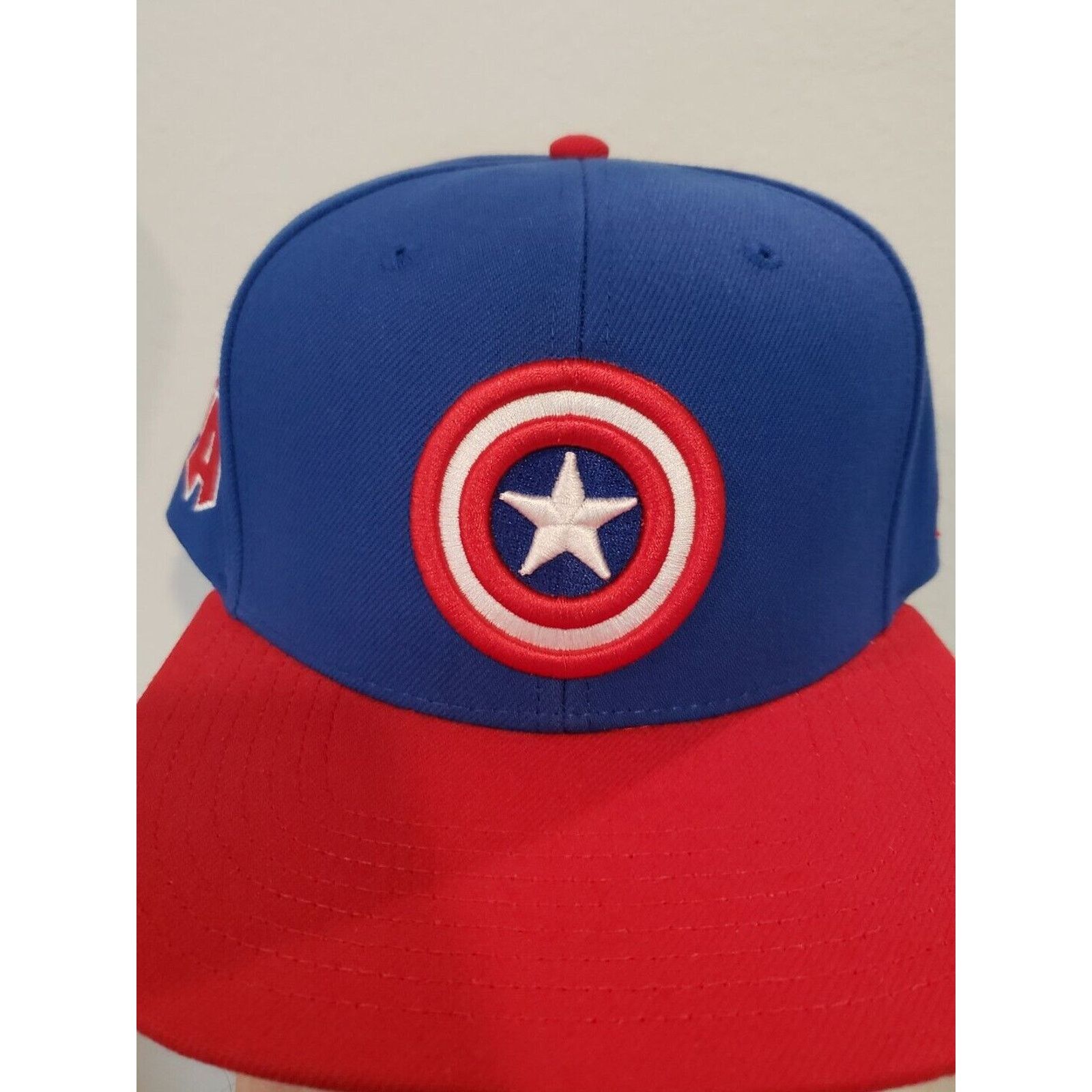 Lids Captain America Hat Cap Marvel Avengers Snap Snapback Lids Size ONE SIZE - 1 Thumbnail