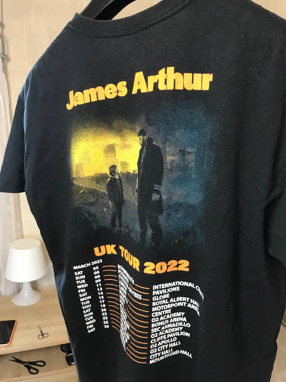 Band Tees 🔥 James Arthur 2022 UK Tour Rare T Shirt Size US L / EU 52-54 / 3 - 7 Thumbnail