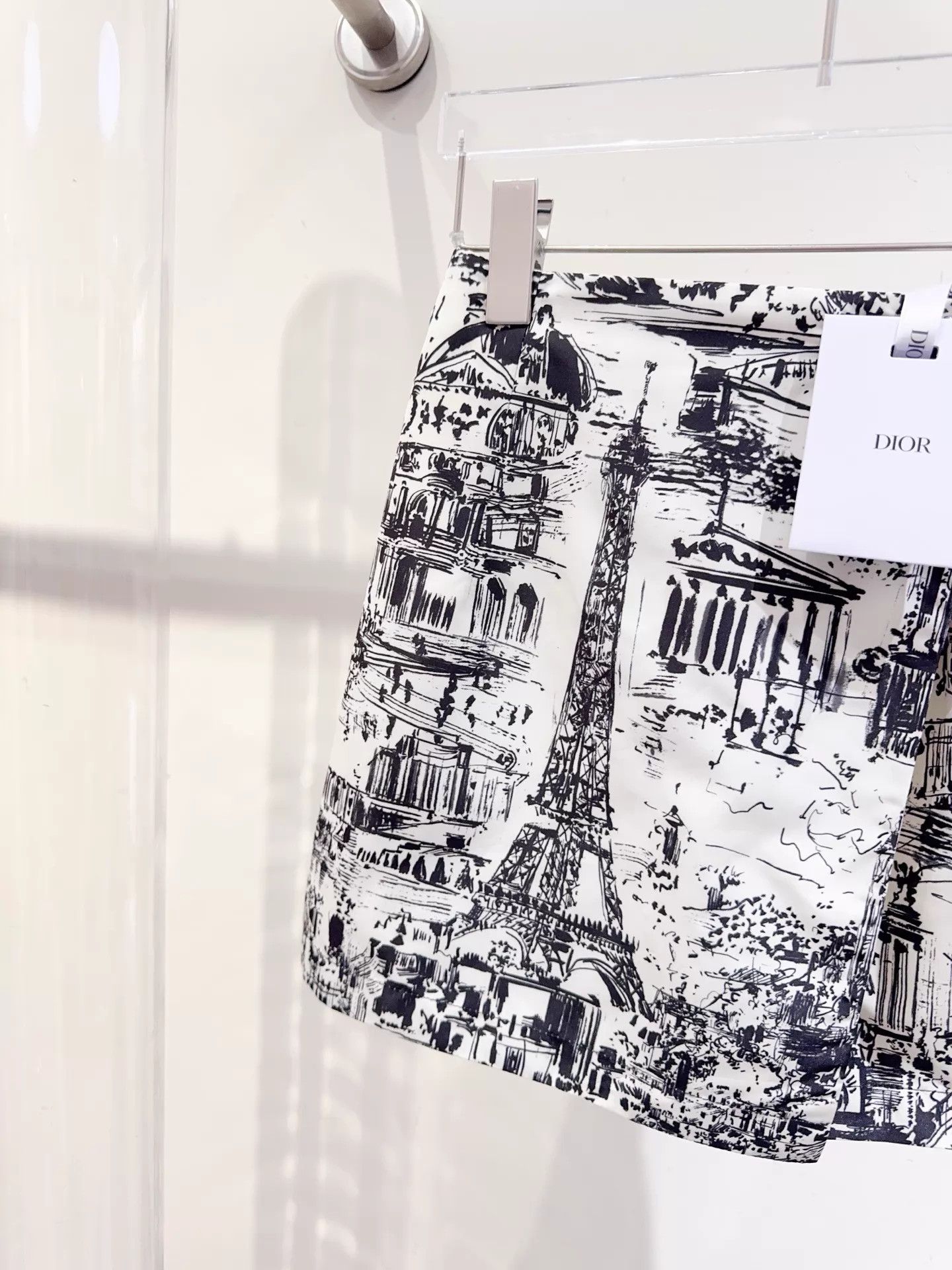 Dior Dior new F34 skirt waist 64-68 length 38 Size 25" / US 0 / IT 36 - 3 Thumbnail