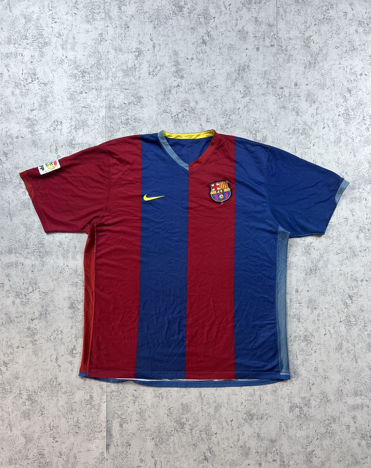 nike-06-07-nike-fc-barcelona-vintage-soccer-retro-jersey-grailed