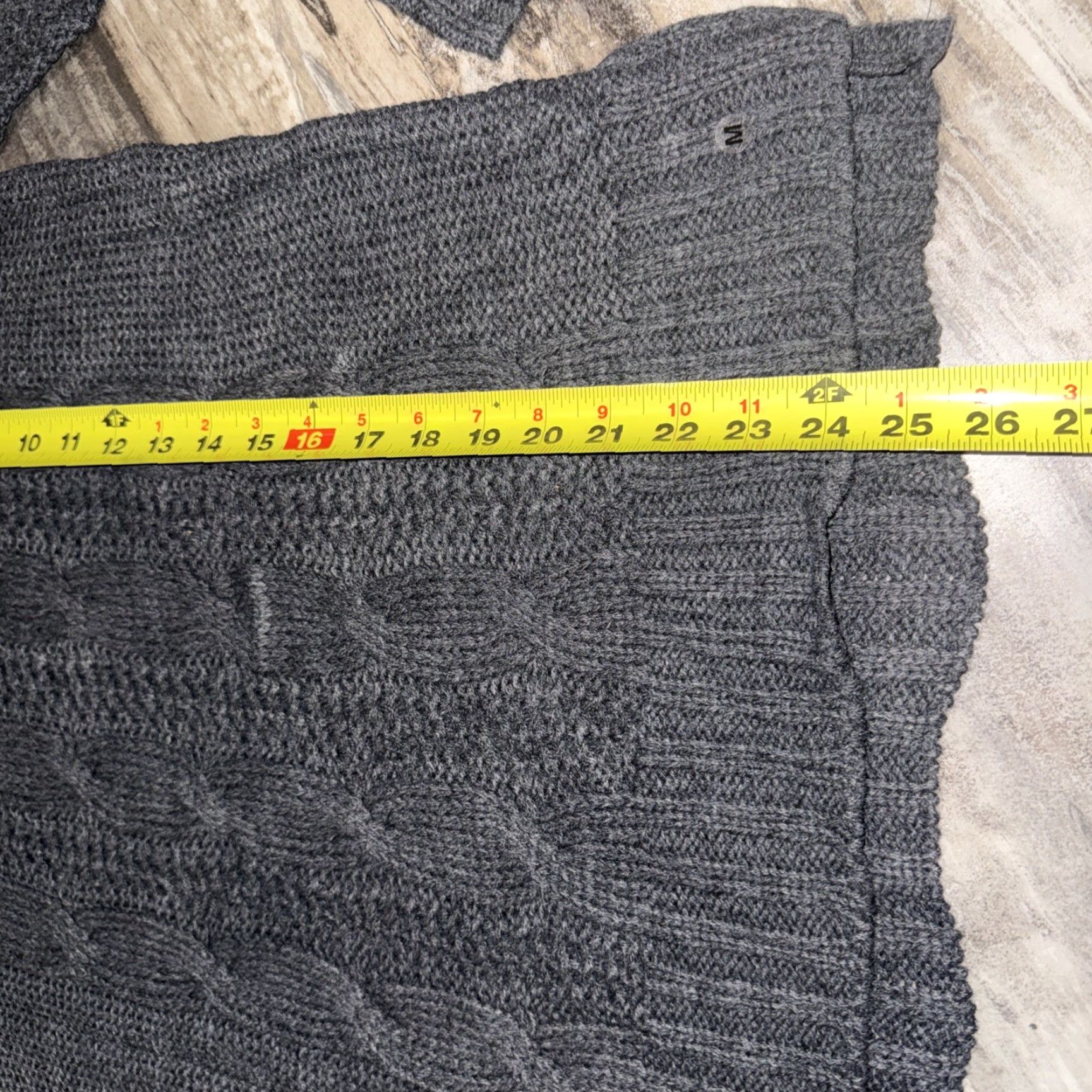 American Eagle Outfitters VINTAGE American Eagle Outfitters Cold Shoulder Gray Cable Knit Turtleneck Sweater M Charcoal Gray Crochet Open Knit Pullover Long Sleeve Women Size M / US 6-8 / IT 42-44 - 7 Thumbnail