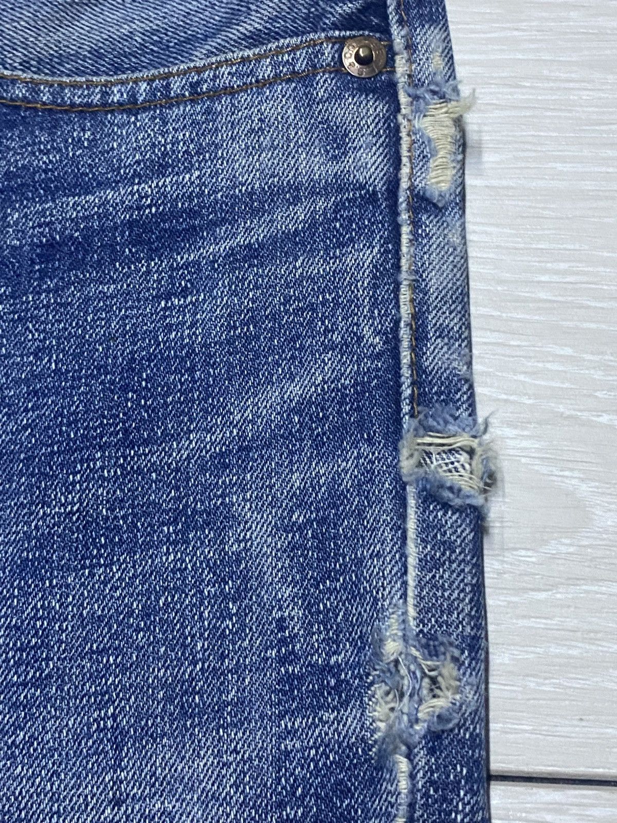 Levi's Vintage Levis 502 Faded Wash Distressed Loose Jeans Size US 31 - 9 Thumbnail
