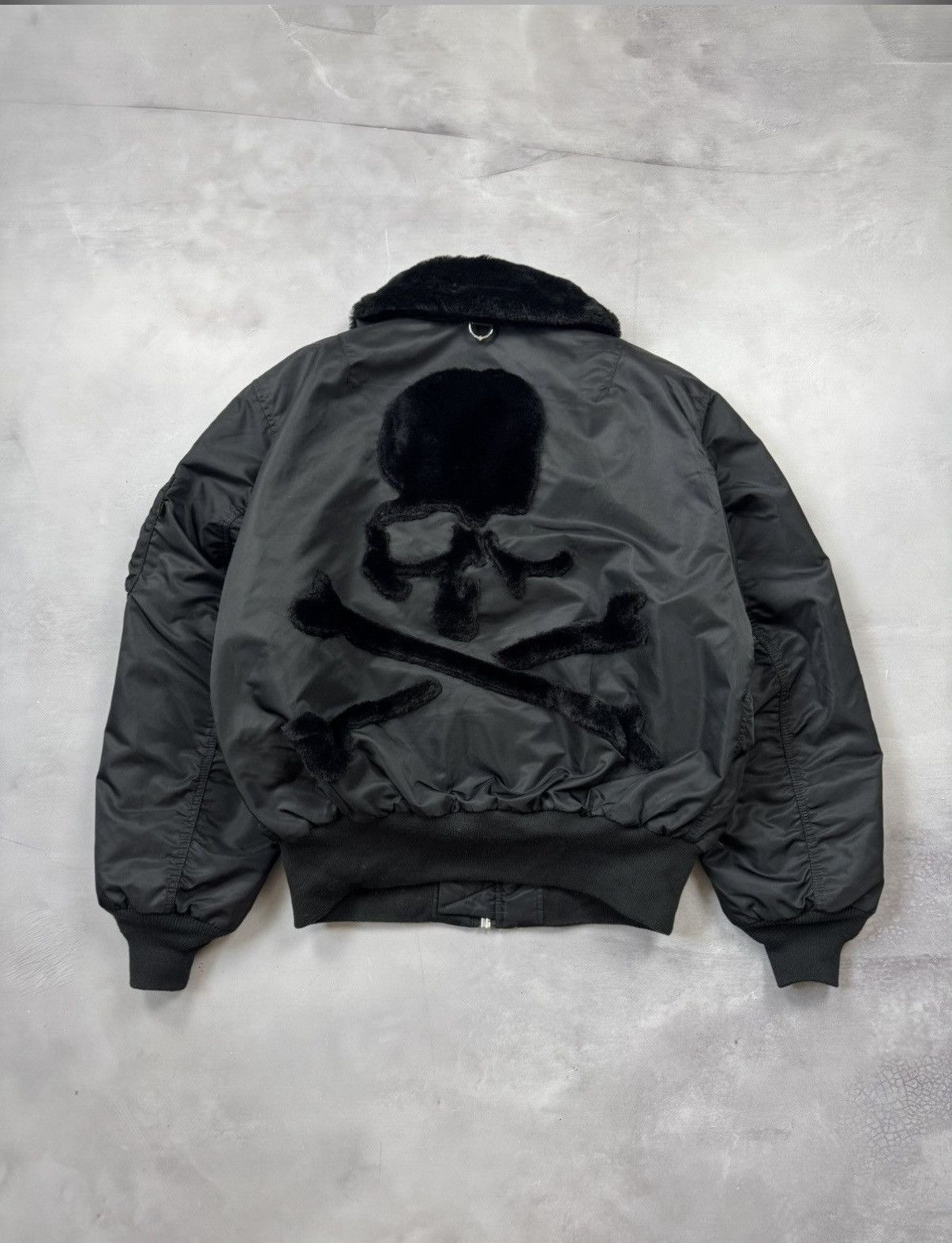 Alpha Industries × Mastermind Japan Fw25 Mastermind World x Alpha Ind B-15 Bomber Jacket(Blk/L) Size US L / EU 52-54 / 3 - 1 Thumbnail