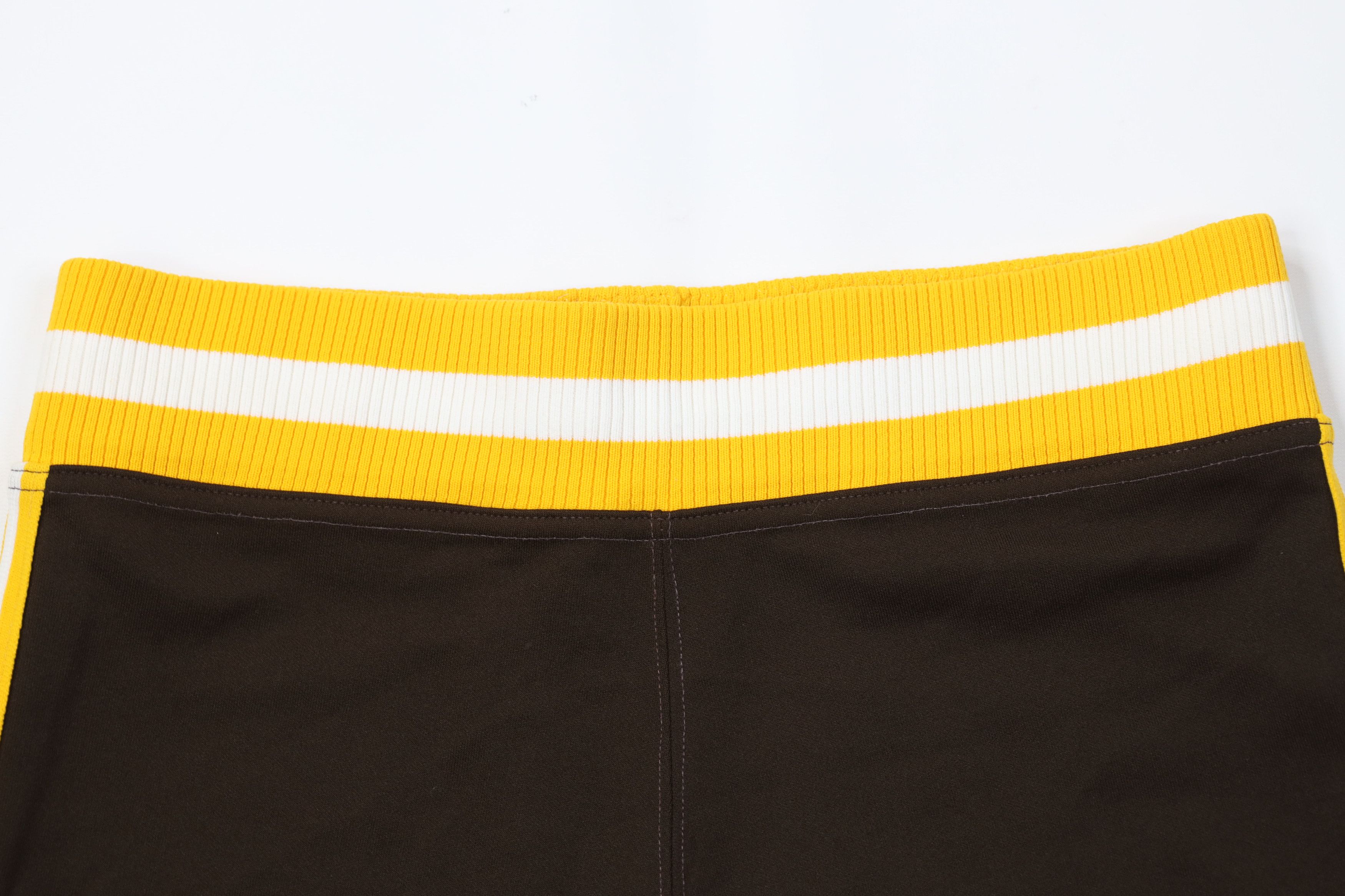 Vintage Vintage 70s Streetwear Knit Basketball Shorts Brown USA Size US 36 / EU 52 - 2 Thumbnail