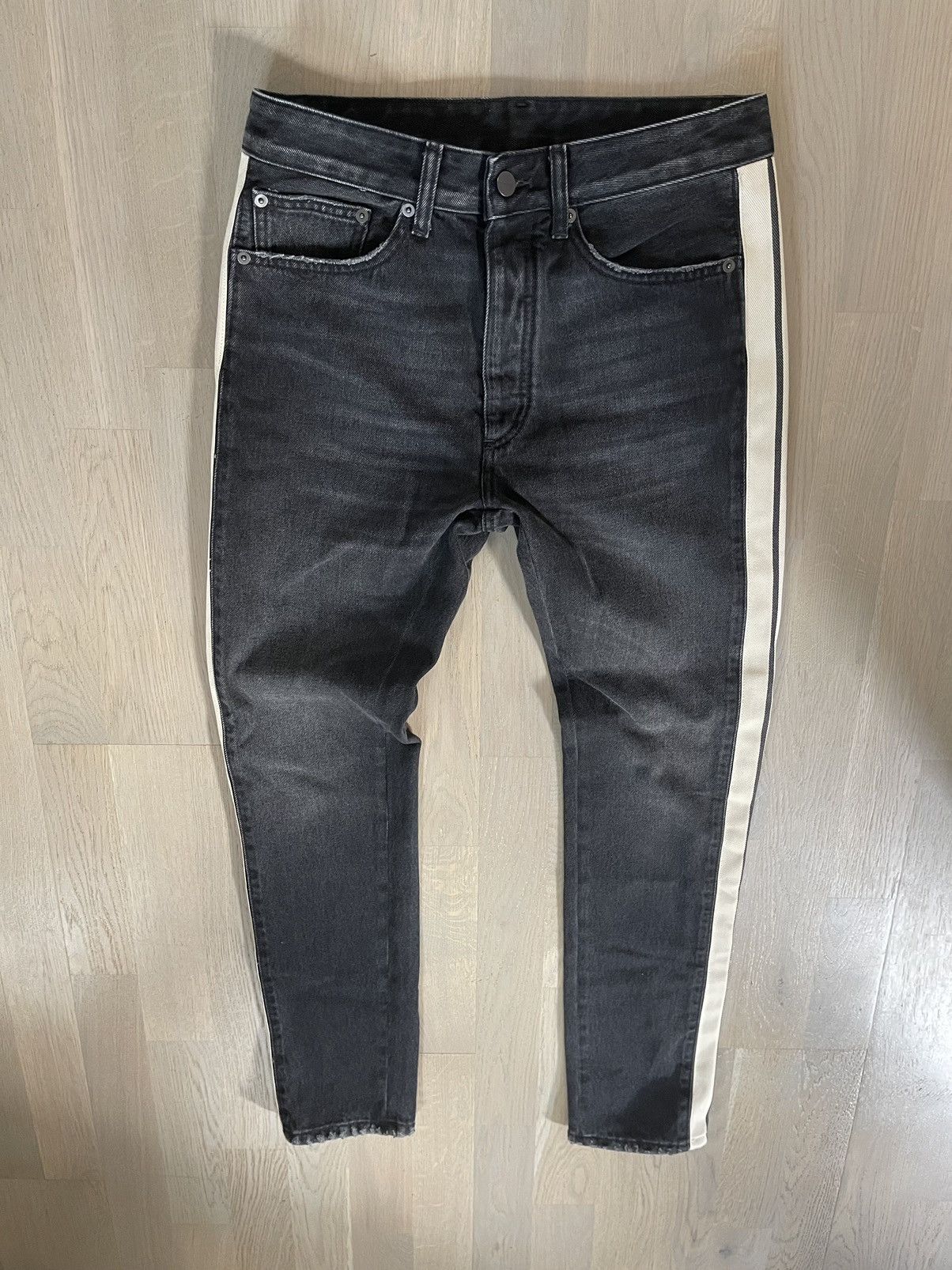 PALM ANGELS jeans real sizes in photos by tape measure