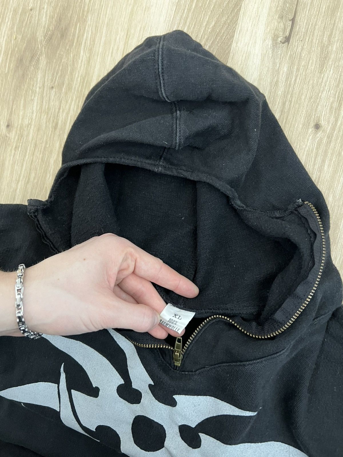 Other Black y2k graffiti masked tribal hoodie Size US M / EU 48-50 / 2 - 6 Thumbnail