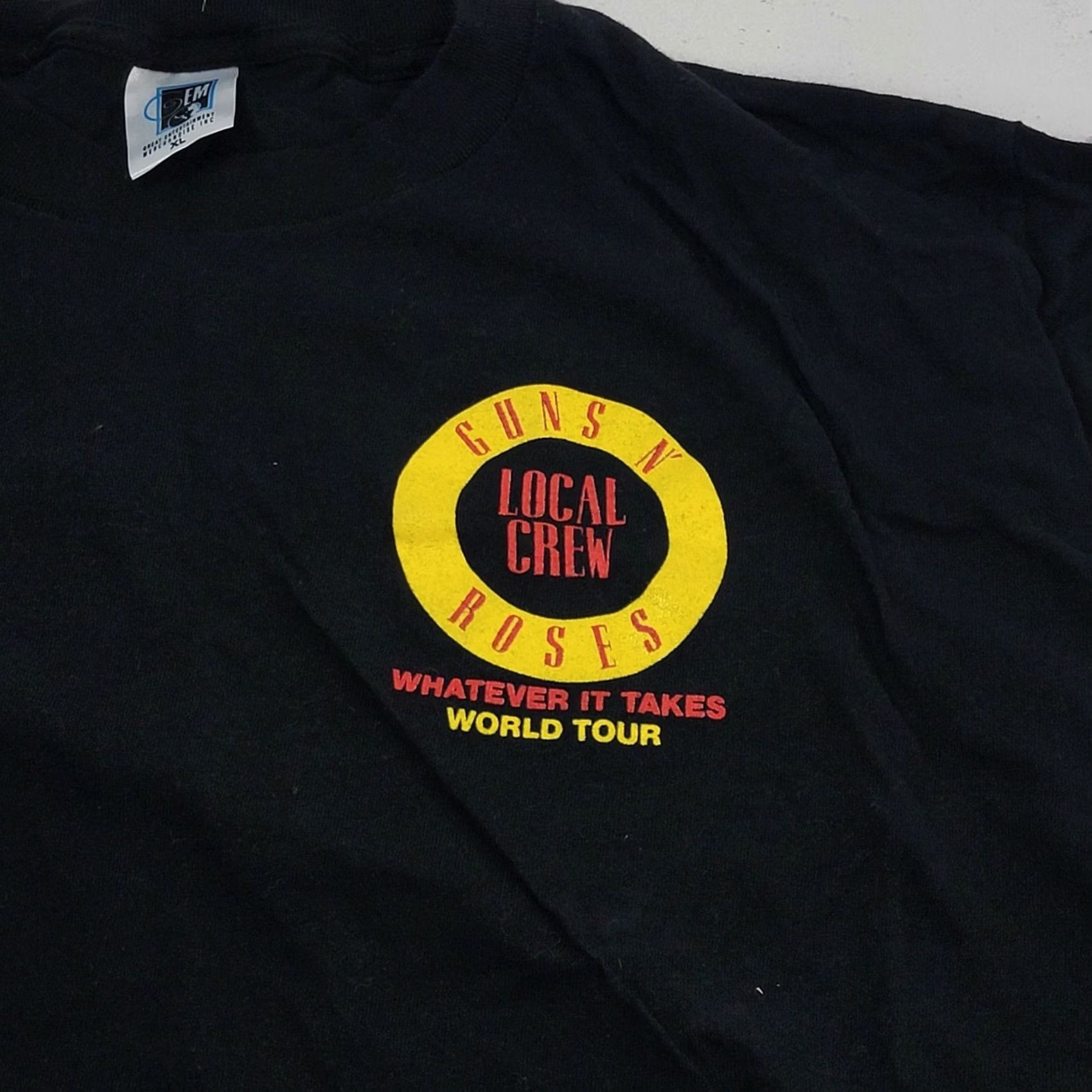 Vintage VINTAGE Guns N Roses World Tour Local Crew T-shirt XL 90s Unisex Black Cotton Graphic Tee Size US XL / EU 56 / 4 - 2 Thumbnail