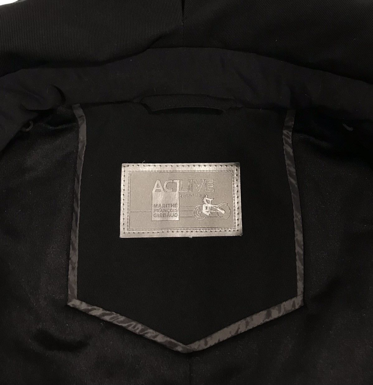 Marithe + Francois Girbaud Marithe + Francois Girbaud Active Hooded Opium Zip Coat Size XL / US 12-14 / IT 48-50 - 12 Thumbnail