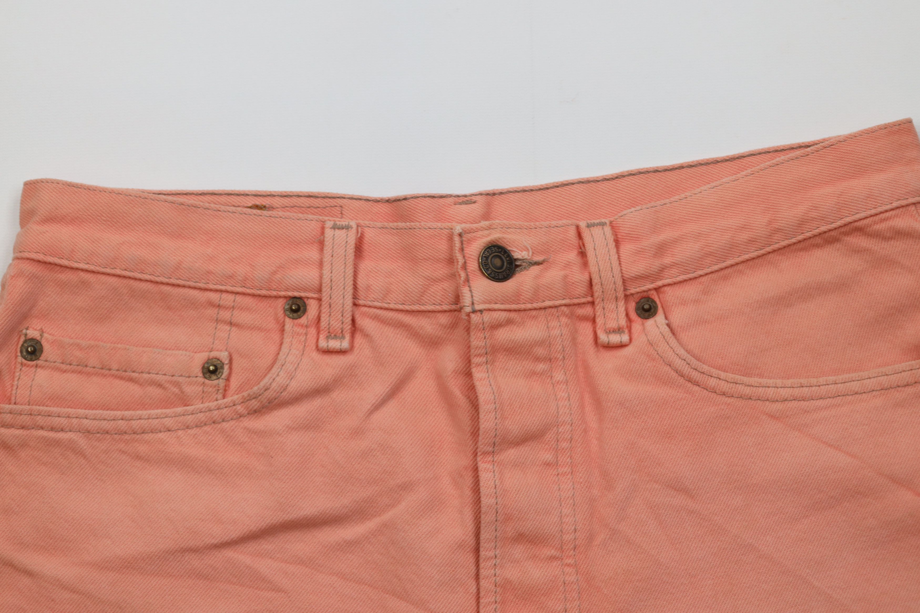 Levi's Vintage 90s Levis 501xx Cut Off Denim Jean Shorts Pink USA Size 32" / US 10 / IT 46 - 2 Thumbnail