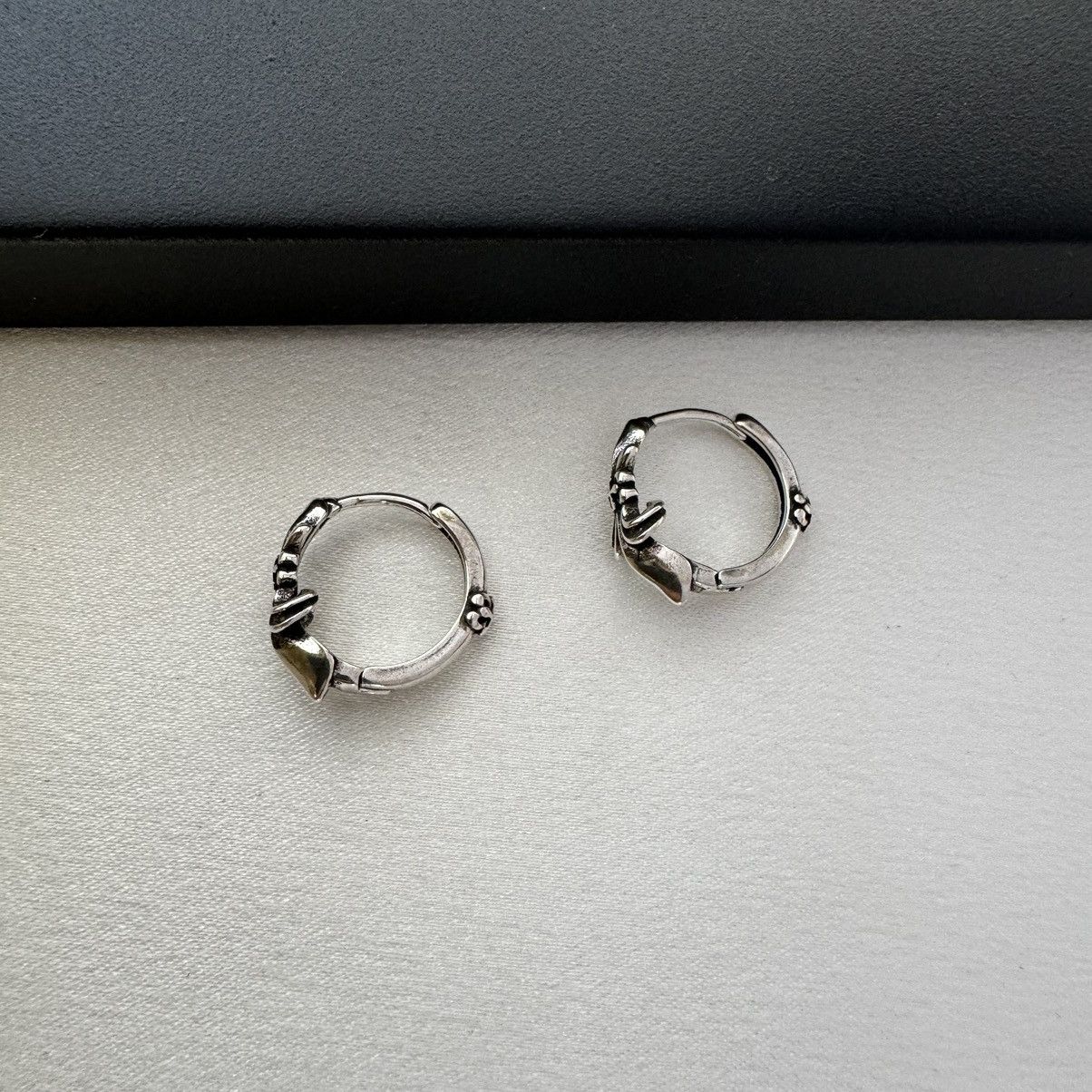 Other 18mm Cross Small Hoop Earrings for Men Women, Size ONE SIZE - 2 Thumbnail