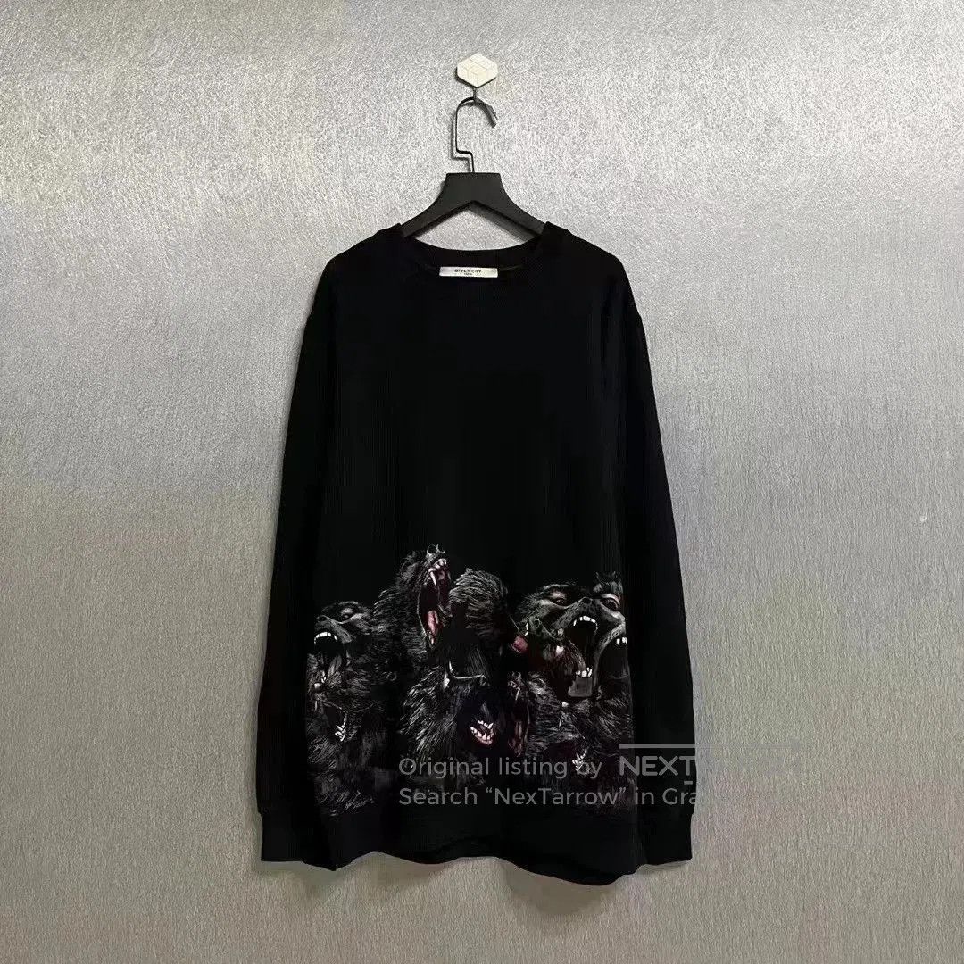 Givenchy givenchy black monkey design sweatshirt. Size US XS / EU 42 / 0 - 1 Thumbnail