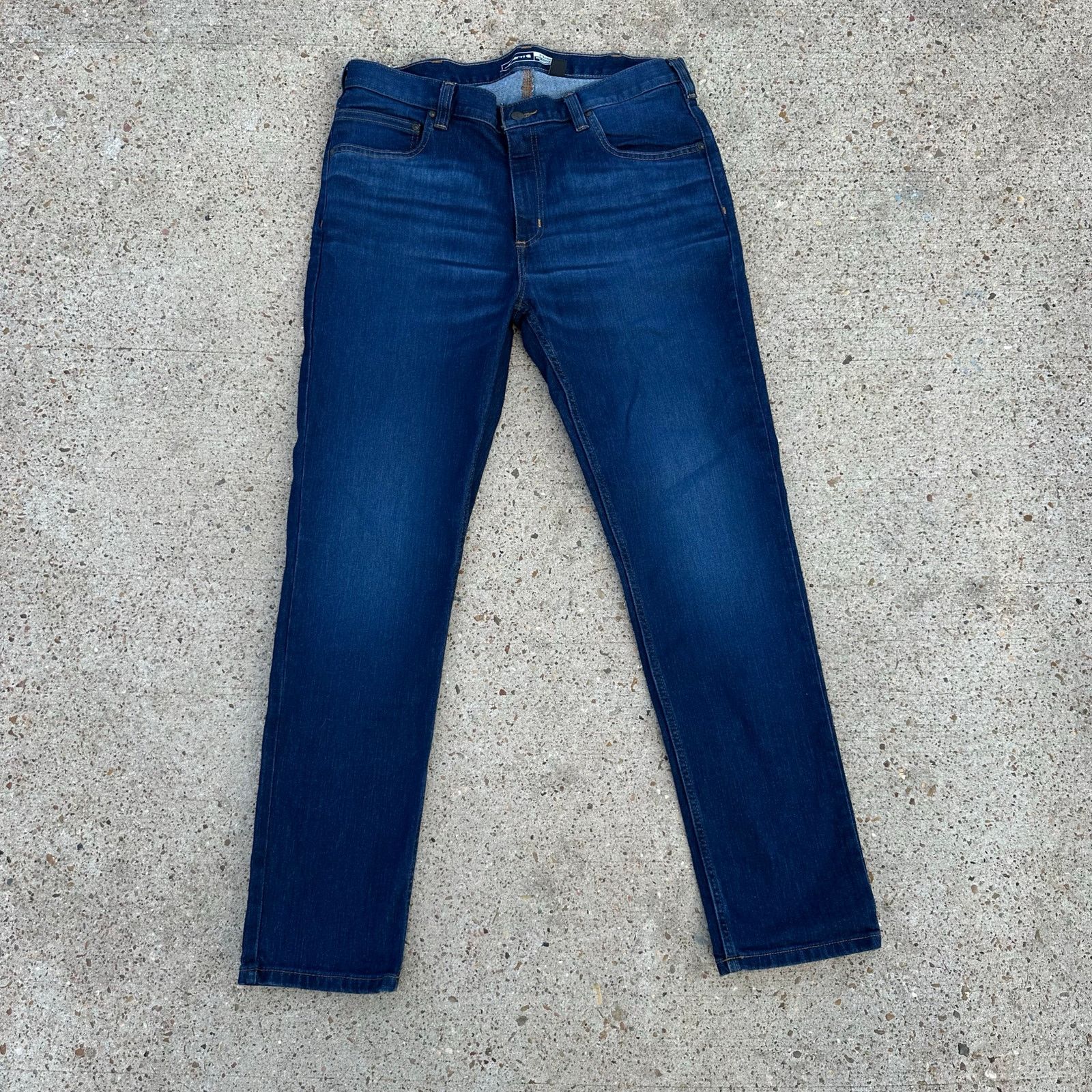 Carhartt NWT MEN CARHARTT STRAIGHT LEG FIT JEANS SIZE 36 X 32 Size US 36 / EU 52 - 1 Thumbnail