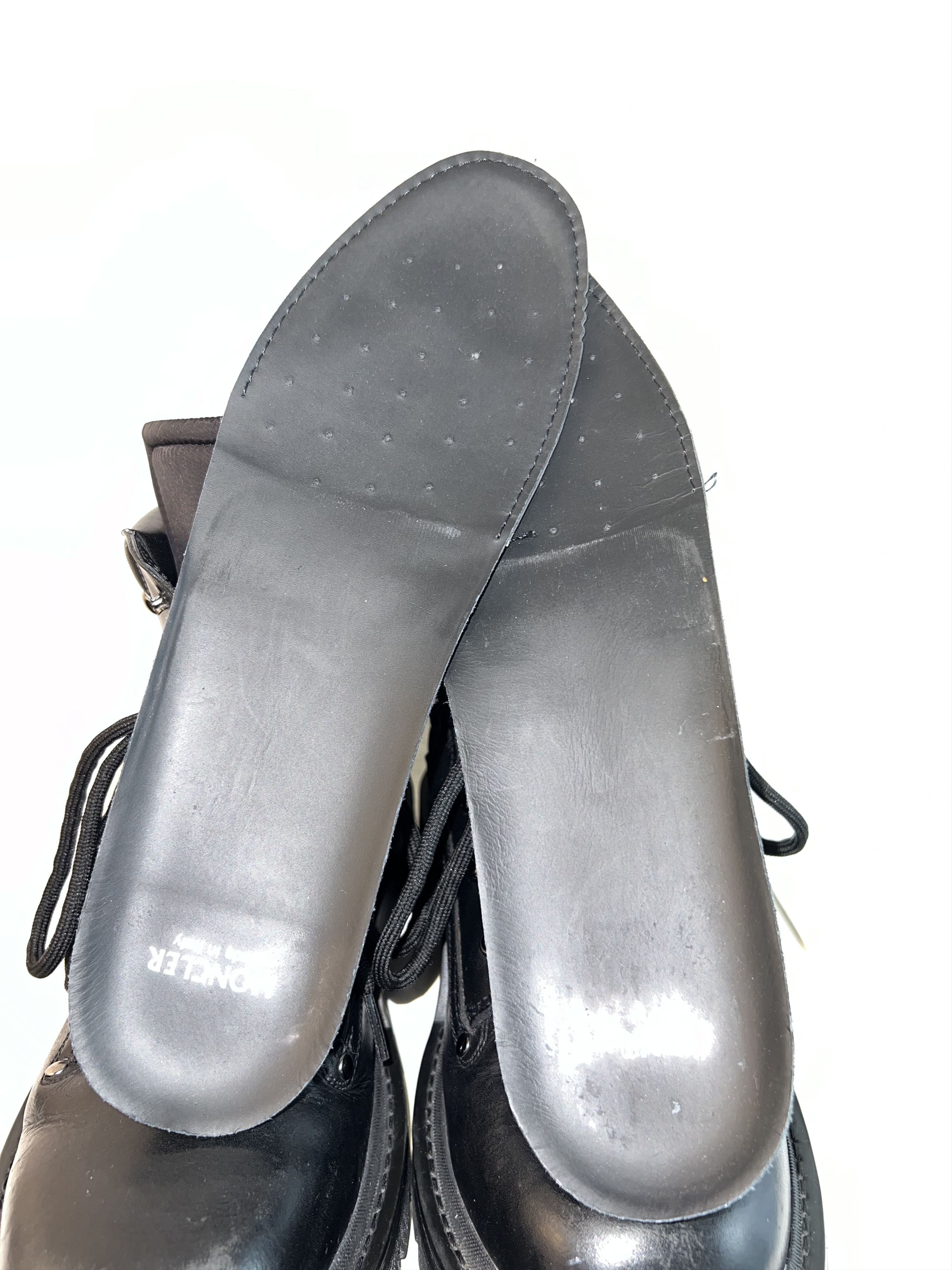 Moncler Moncler - Gently Worn Hiking Boot in Smooth Leather Size 11 Size US 11 / EU 44 - 16 Thumbnail