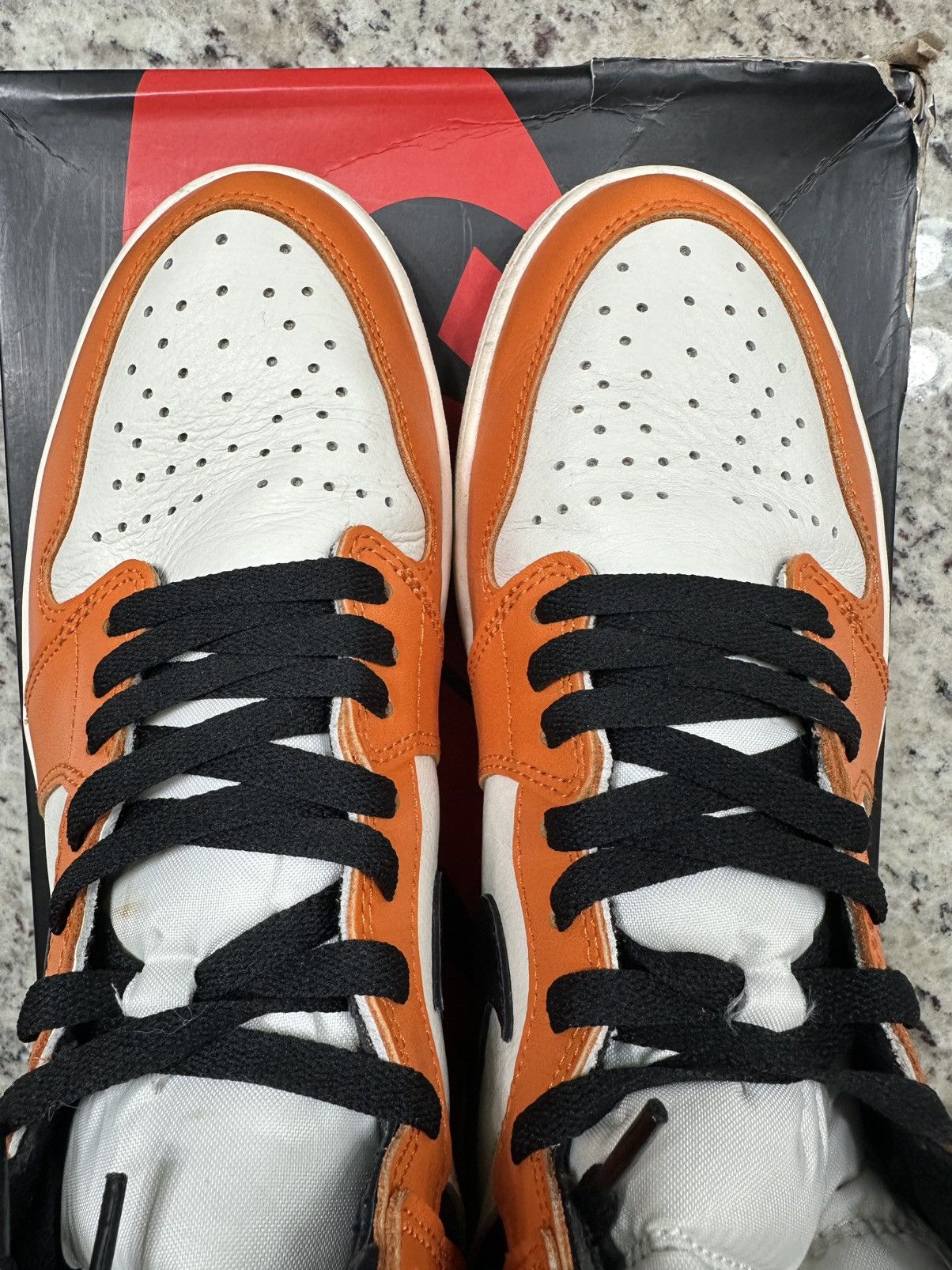 Jordan Brand Air Jordan 1 Retro High OG Reverse Shattered Backboard Size US 11 / EU 44 - 5 Thumbnail