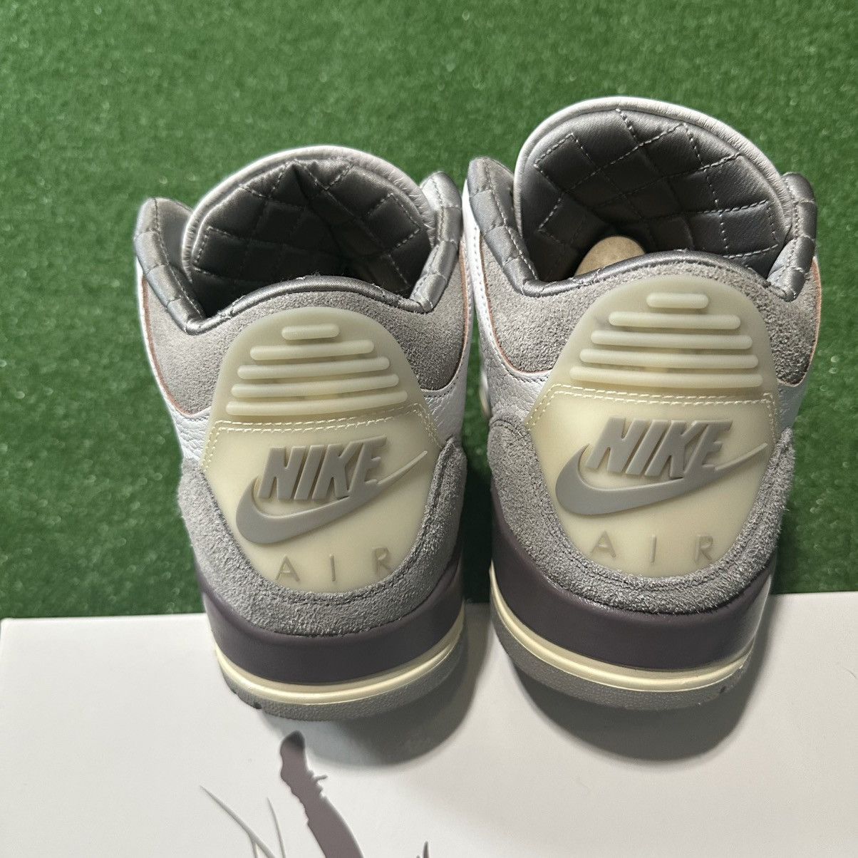 A Ma Maniere × Jordan Brand Air Jordan 3 Retro SP A Ma Maniere Raised By Women Size 9.5M Size US 9.5 / EU 42-43 - 7 Thumbnail