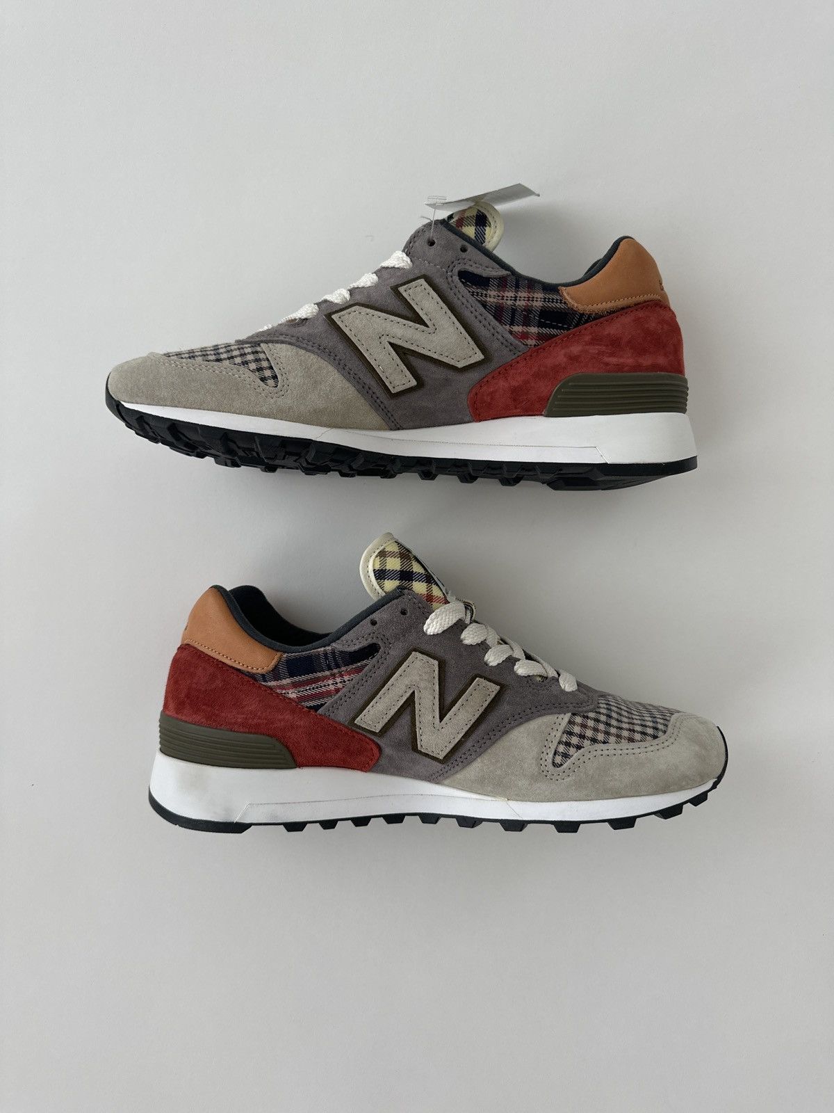 New Balance New Balance 1300 - Plaid Pack Size US 9.5 / EU 42-43 - 7 Thumbnail