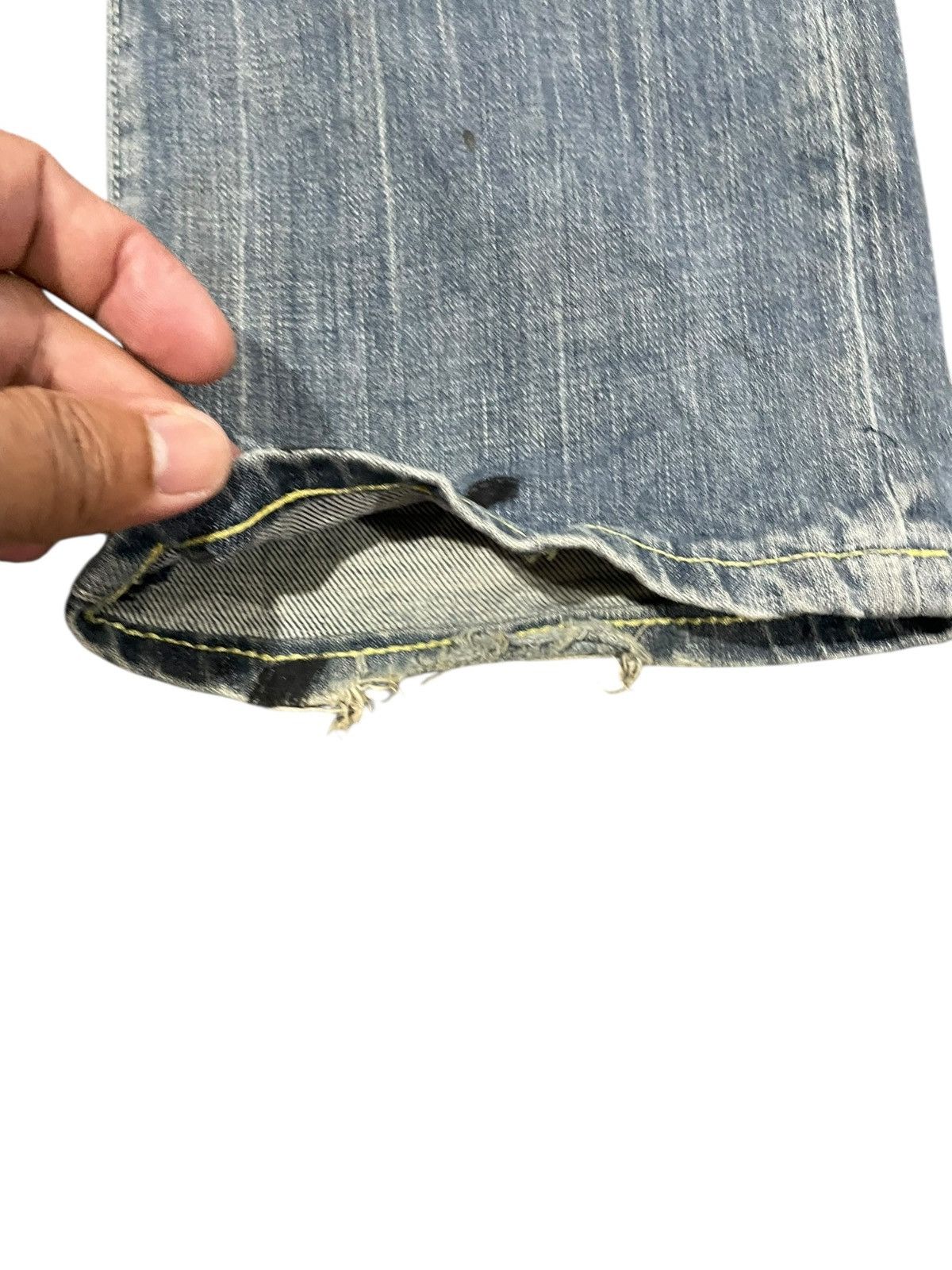 Napapijri Napapijri Stonewash Distressed Jeans Size US 34 / EU 50 - 12 Thumbnail