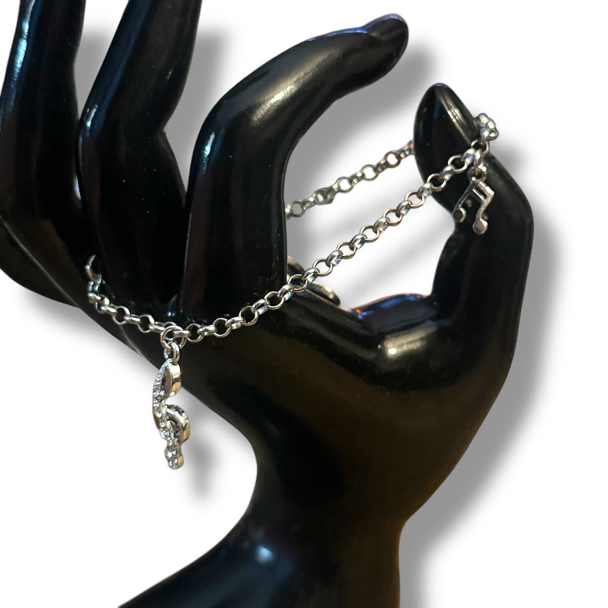 Other Silver tone musical notes charm bracelet Size ONE SIZE - 2 Thumbnail