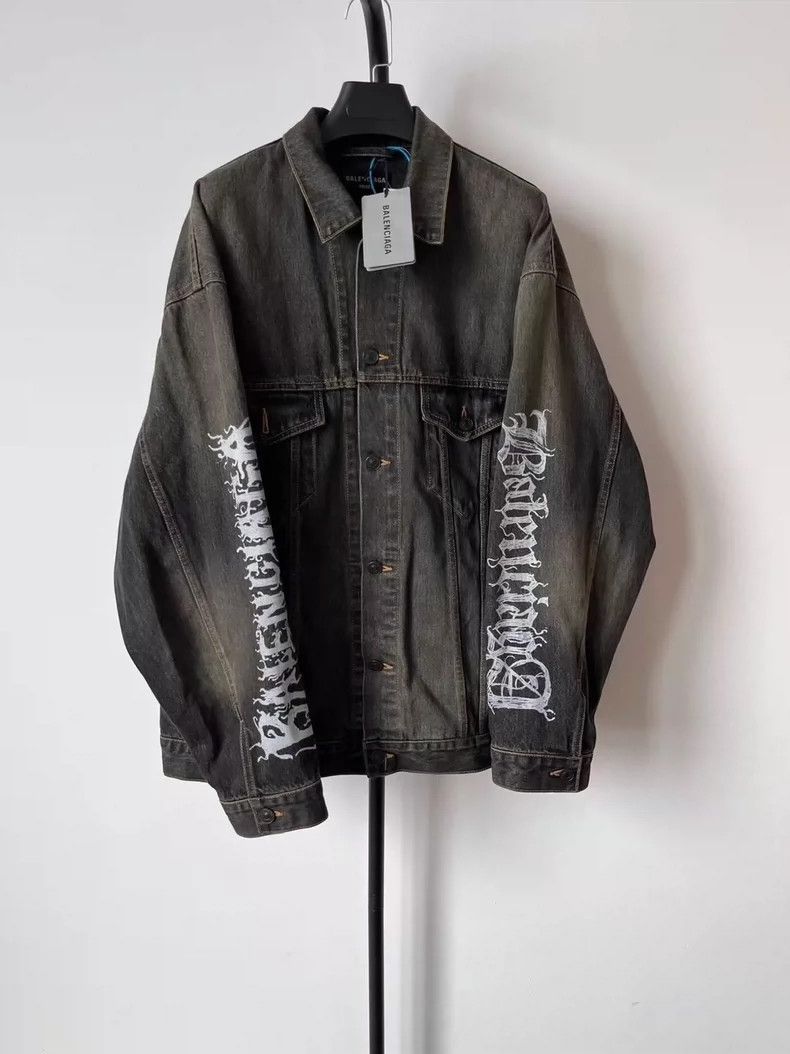 Balenciaga Balenciaga Dragon Pattern Limited Worn Denim Jacket for Ye Size US XS / EU 42 / 0 - 1 Thumbnail