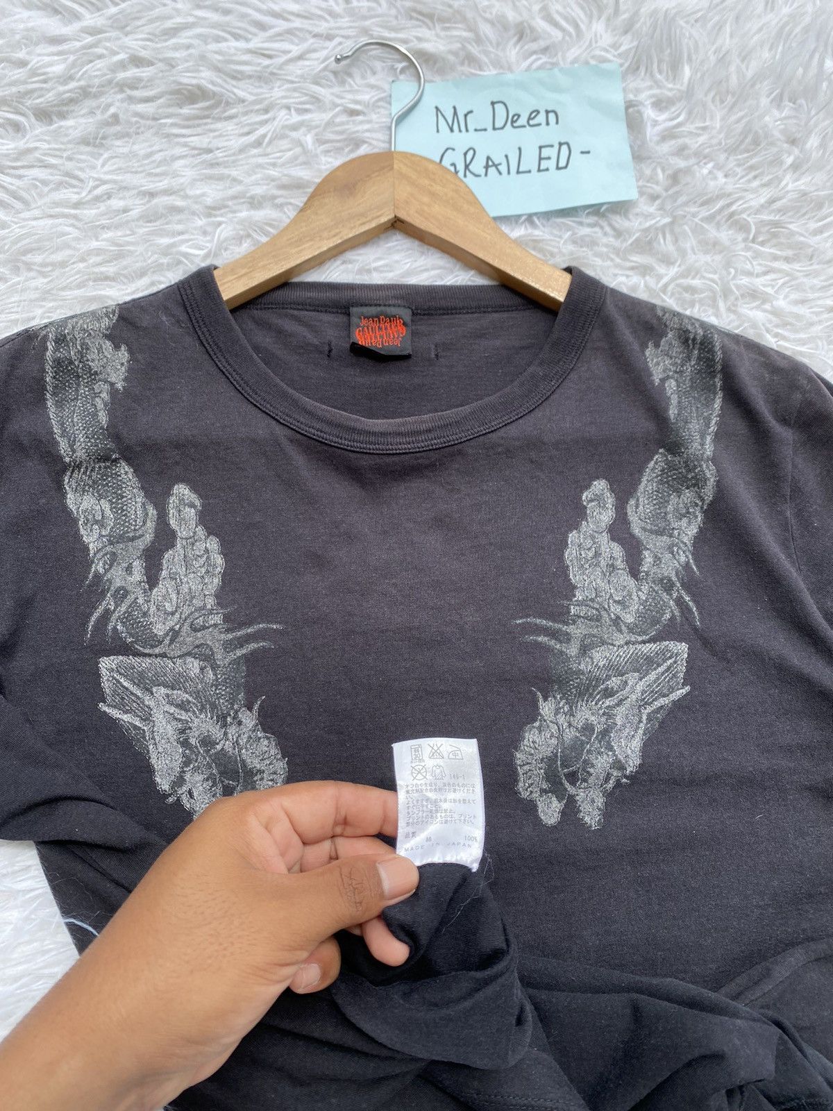 Jean Paul Gaultier Rare Vintage 90s Jean Paul Gaultier Dragon Tshirt Size S / US 4 / IT 40 - 13 Thumbnail