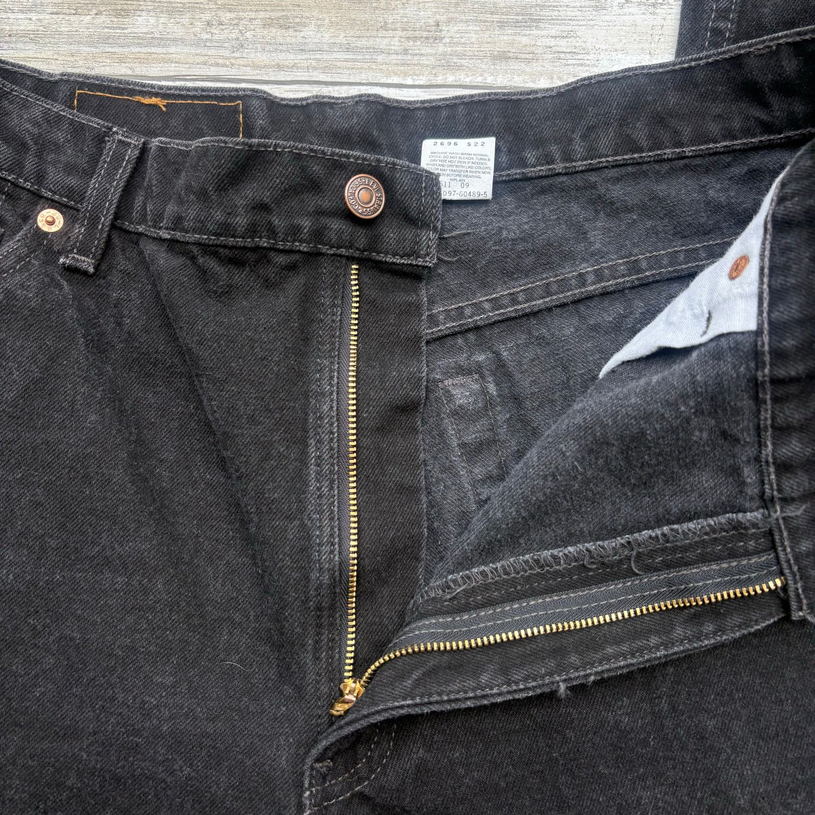 Levi's VTG 90s Levi’s 550 Jeans 16 Reg Black Relaxed Tapered 33x32 Size 38" / US 16 / IT 52 - 7 Thumbnail